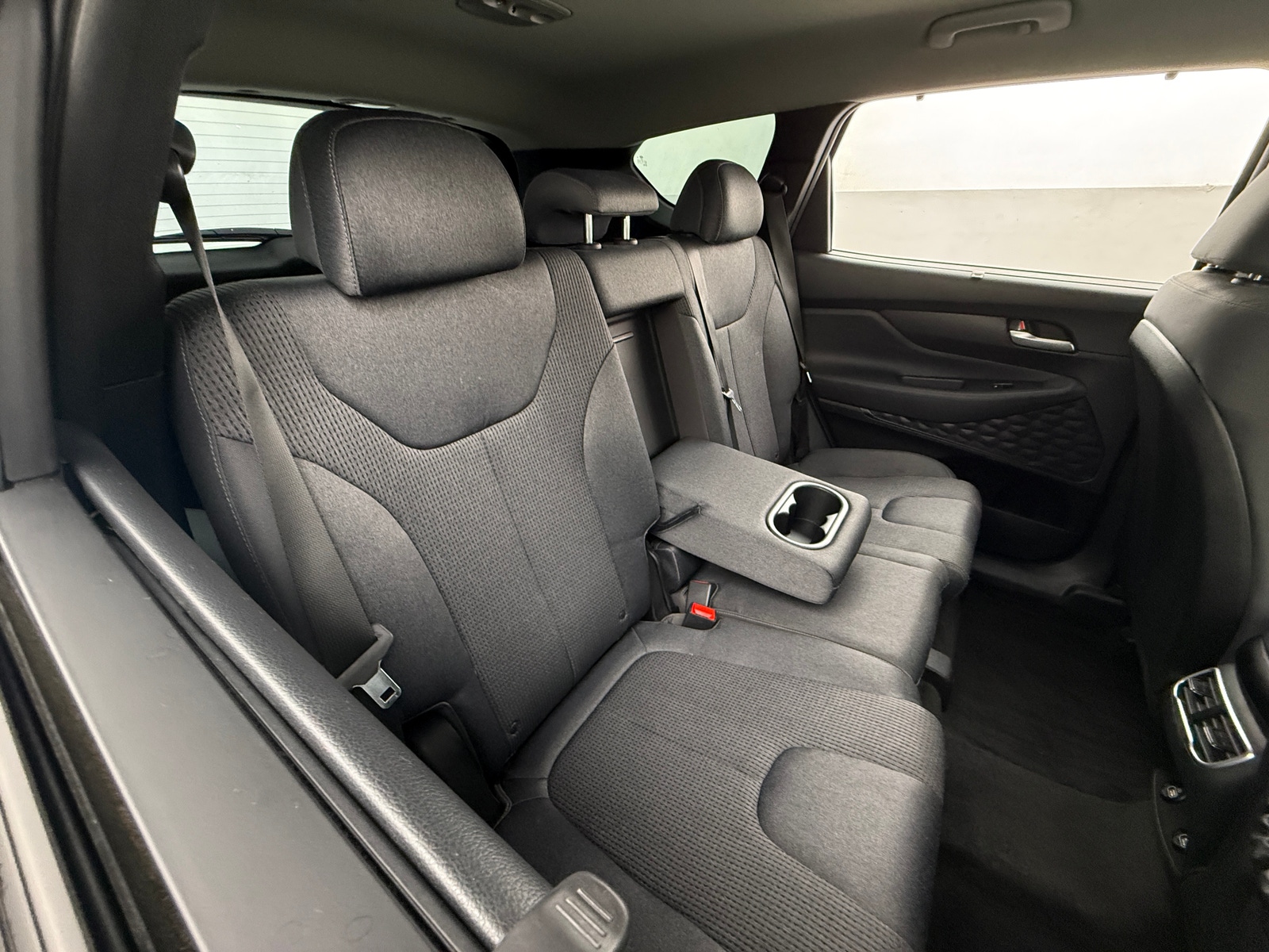 Thumbnail: 2022 Hyundai Santa Fe - 6