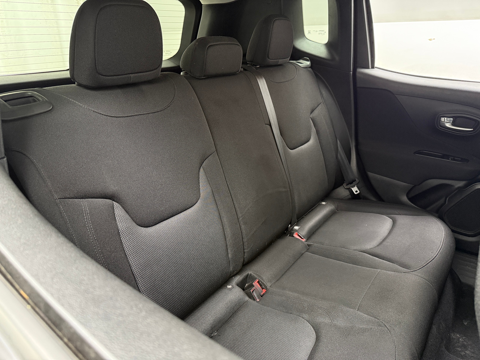 Thumbnail: 2020 Jeep Renegade - 6