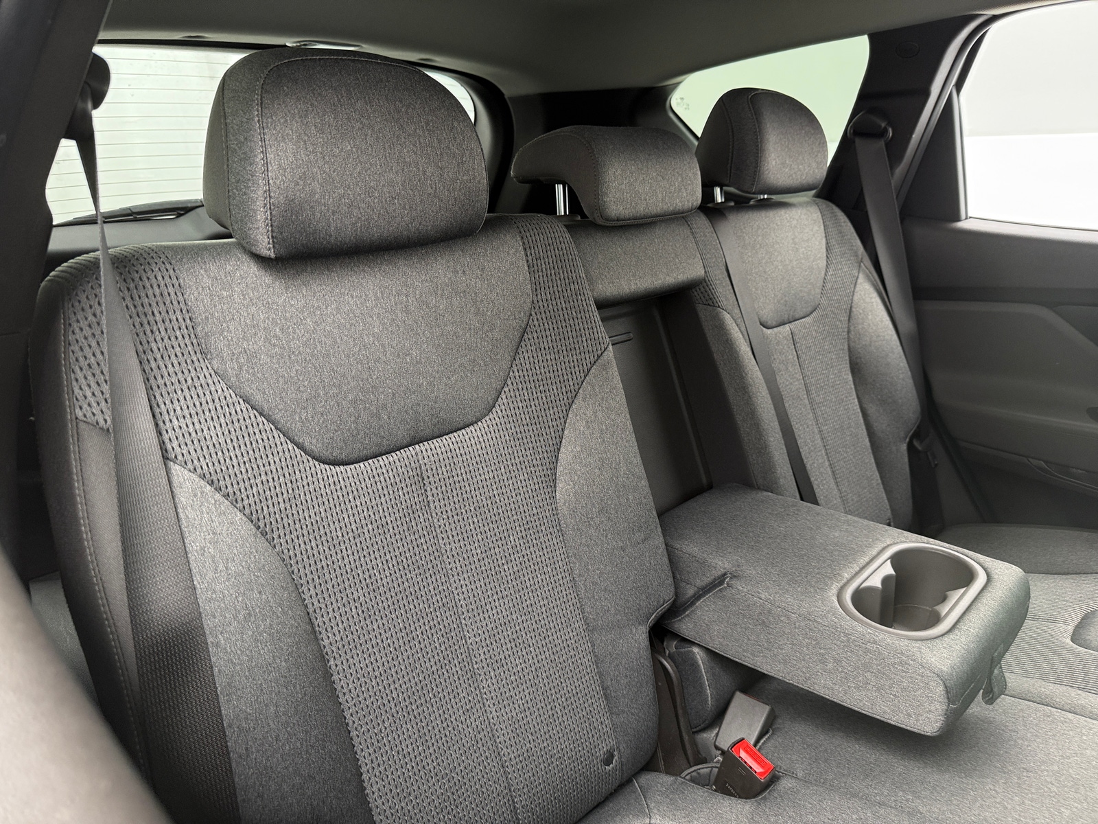 Thumbnail: 2020 Hyundai Santa Fe - 6