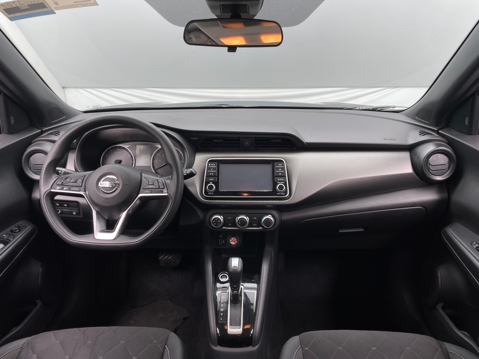 Thumbnail: 2020 Nissan Kicks - 3