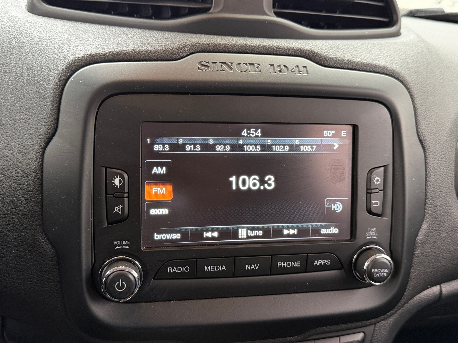 Thumbnail: 2016 Jeep Renegade - 3