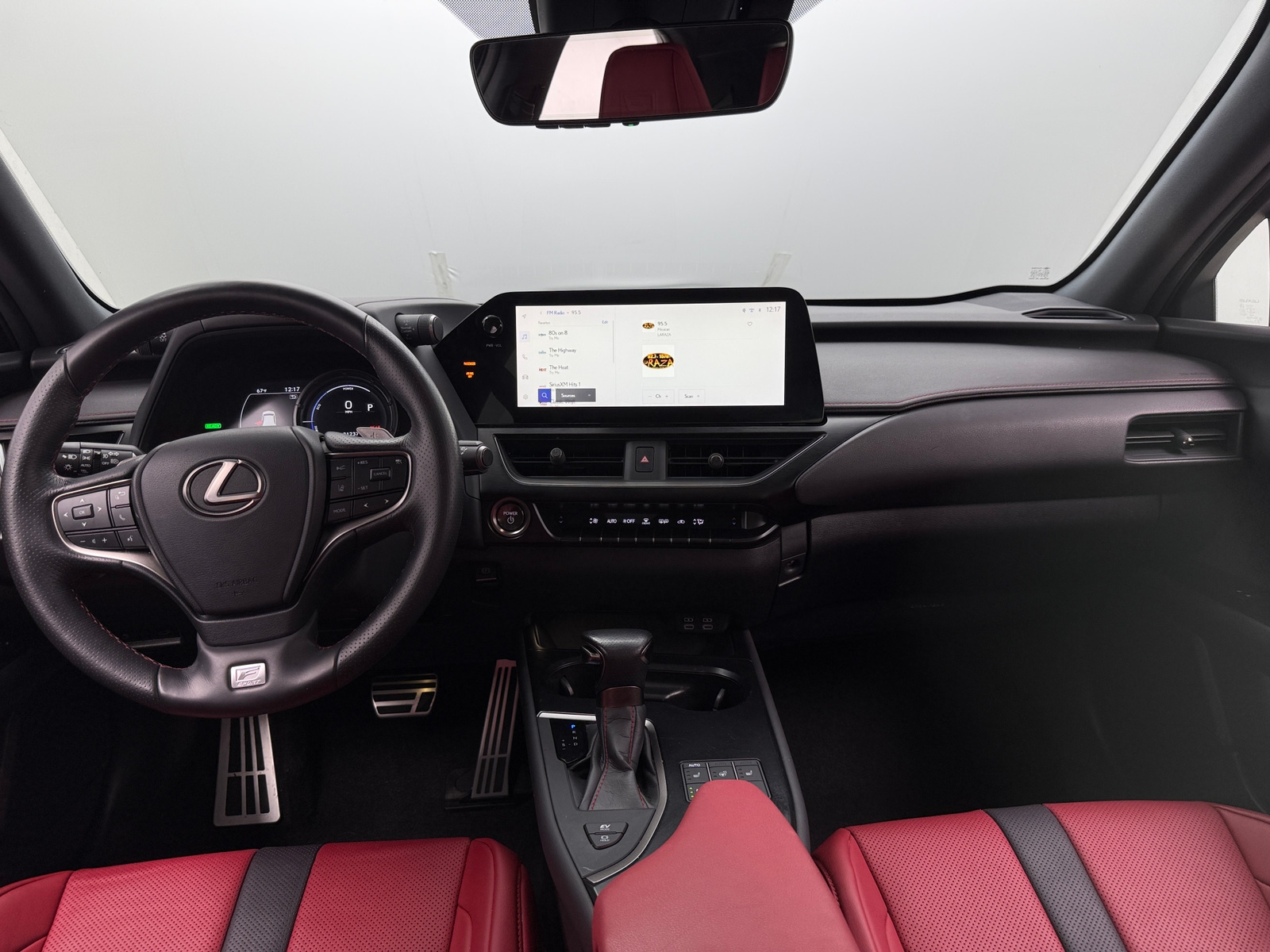 Thumbnail: 2023 Lexus UX - 2