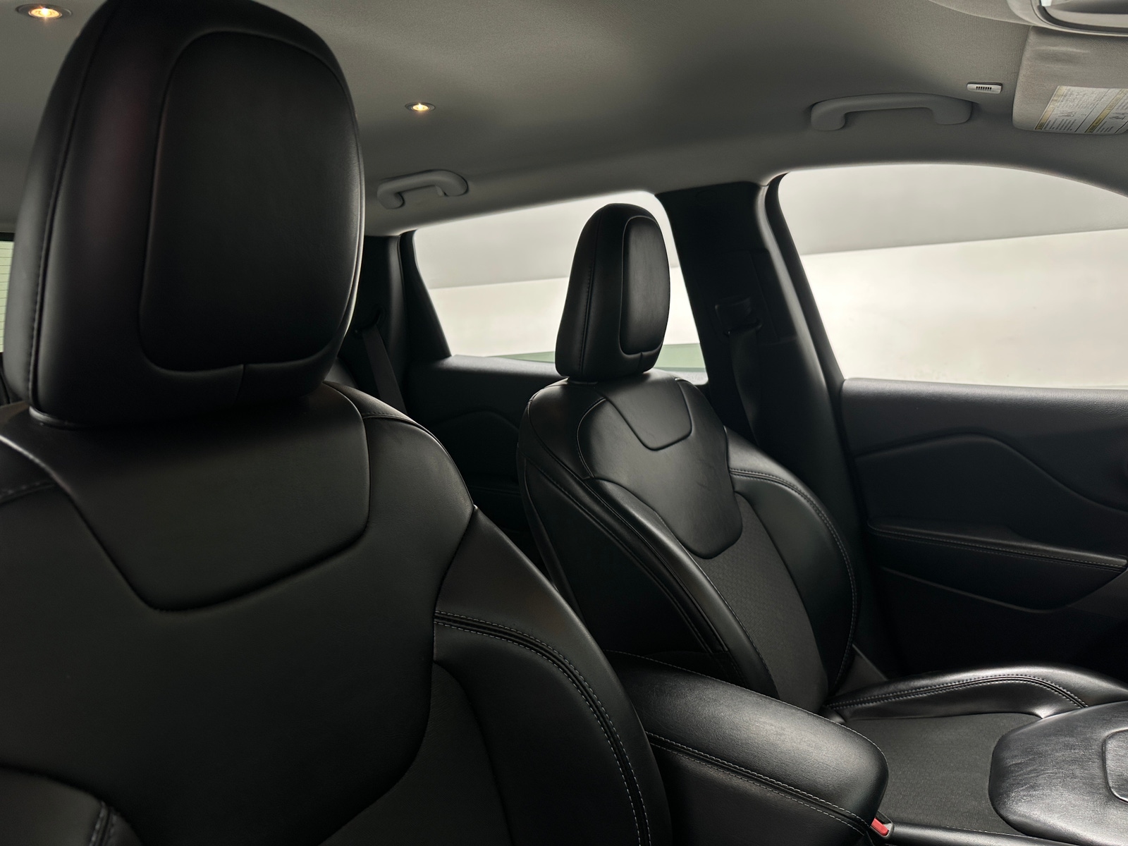 Thumbnail: 2019 Jeep Cherokee - 2