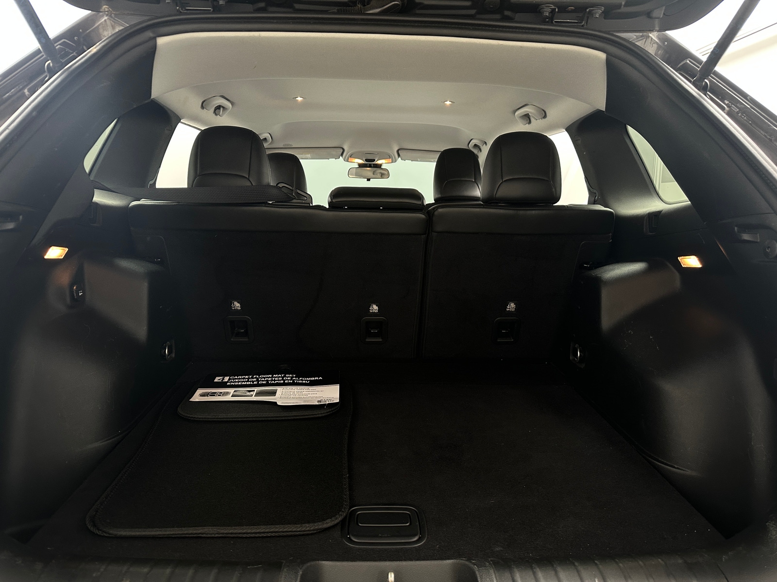 Thumbnail: 2019 Jeep Cherokee - 7