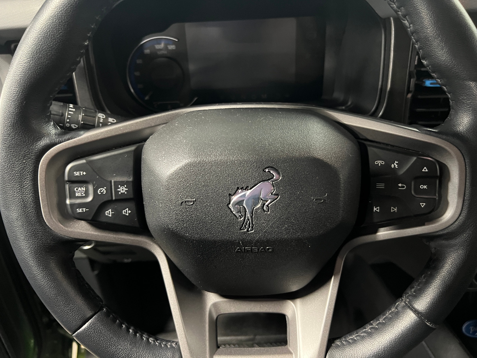 Thumbnail: 2022 Ford Bronco - 5