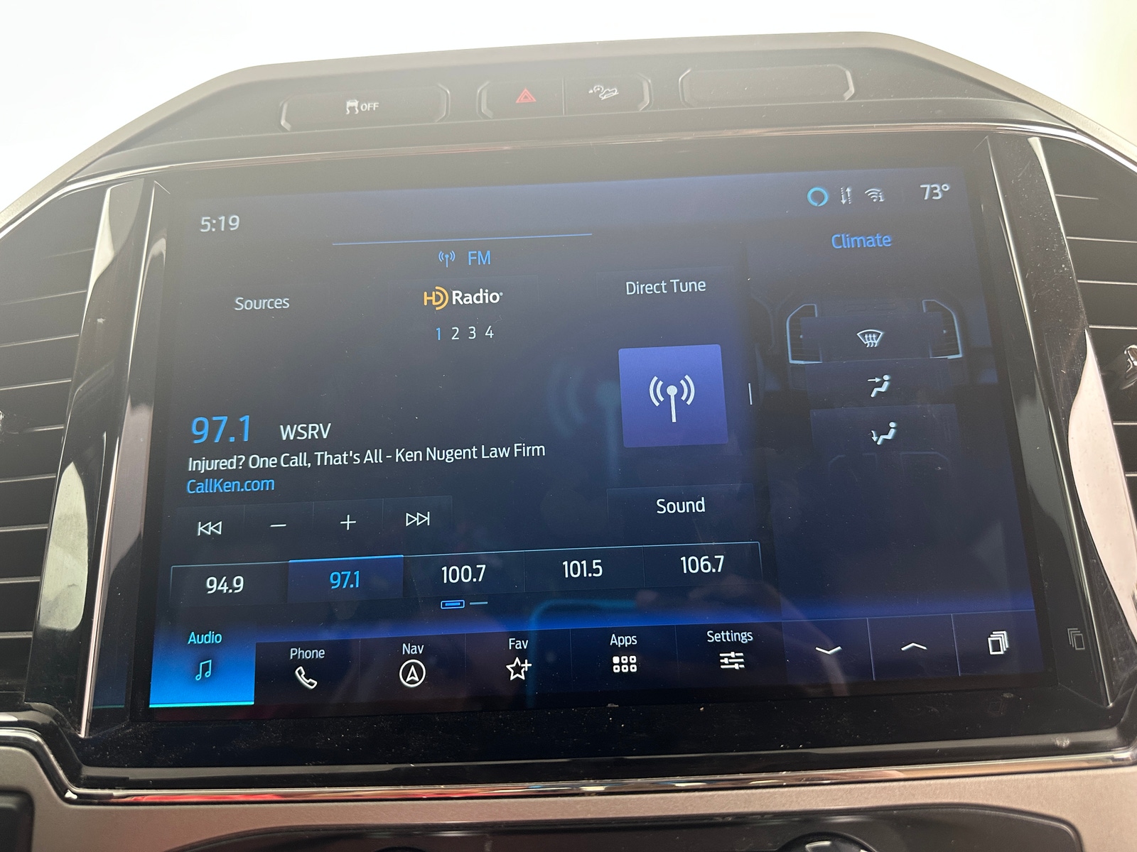 Thumbnail: 2022 Ford Econoline - 3