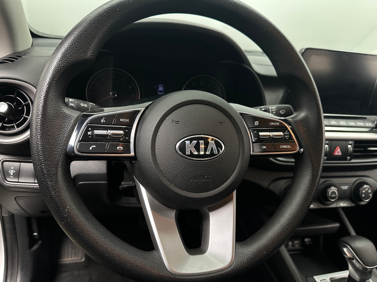 Thumbnail: 2020 Kia Forte - 5