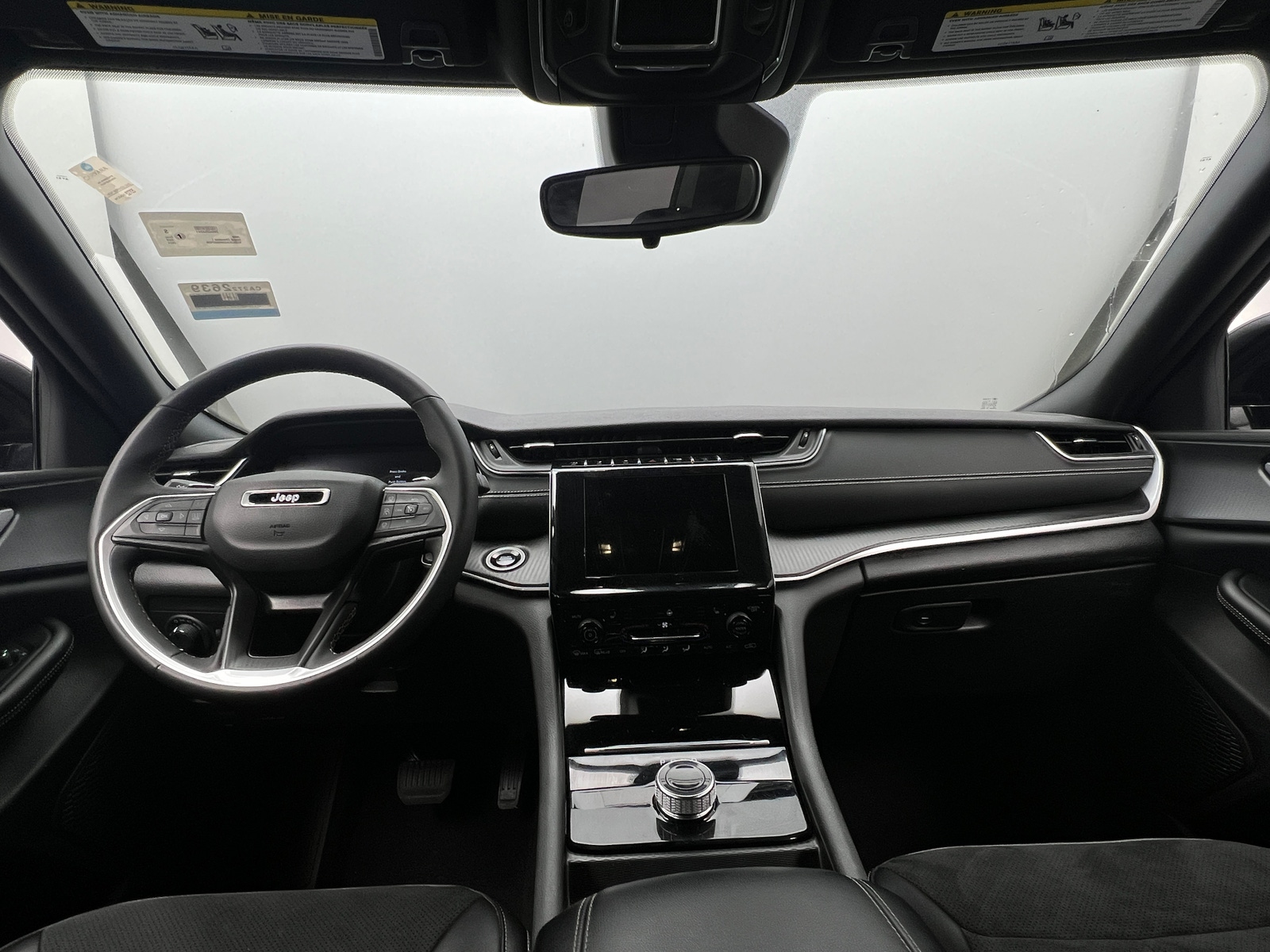 Thumbnail: 2024 Jeep Grand Cherokee L - 3