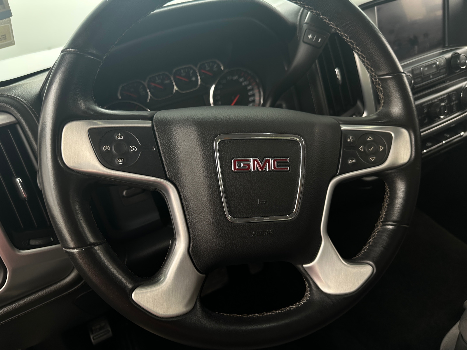 Thumbnail: 2015 GMC Sierra 1500 - 5