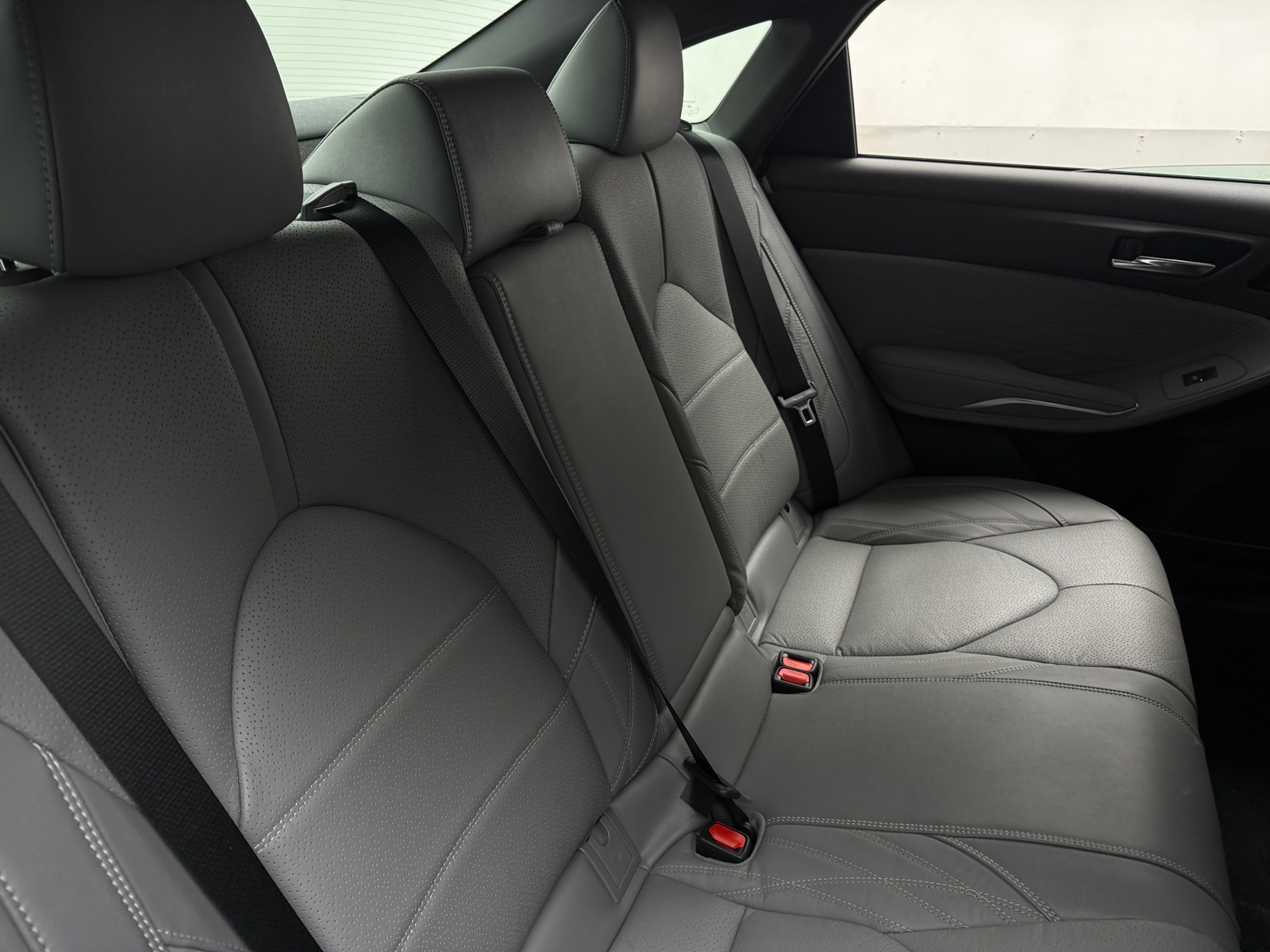 Thumbnail: 2020 Toyota Avalon - 5