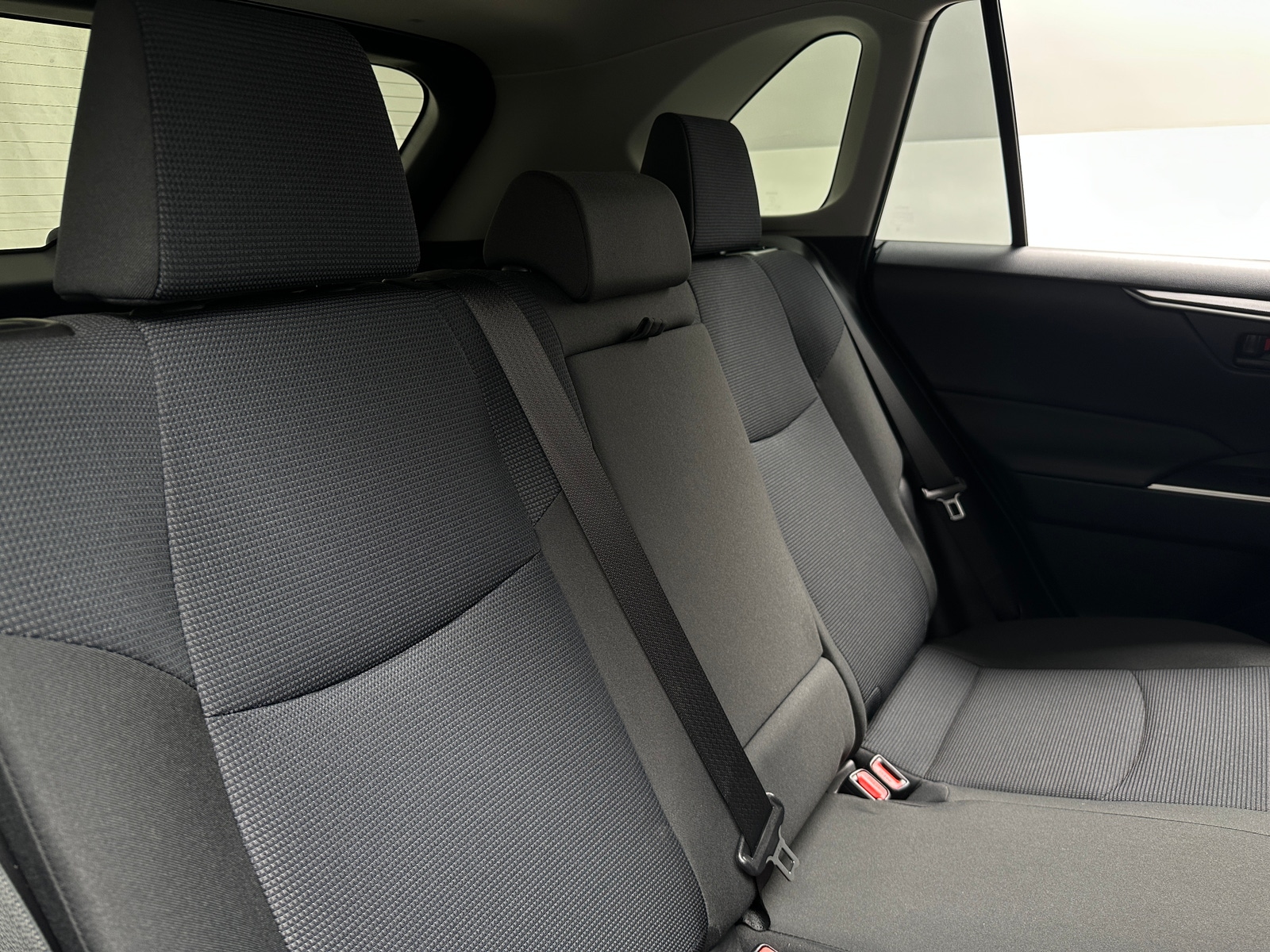 Thumbnail: 2019 Toyota RAV4 - 6