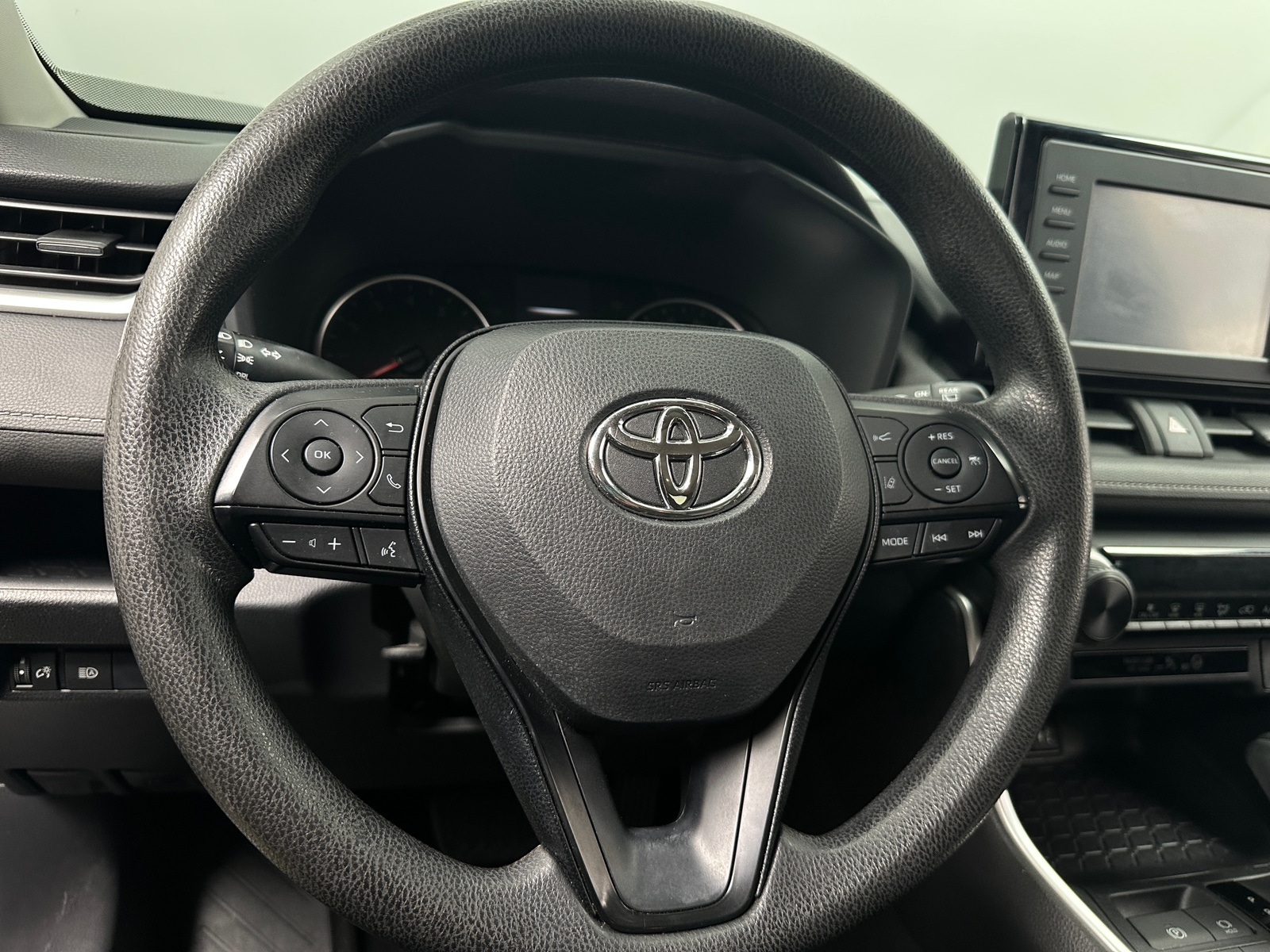 Thumbnail: 2019 Toyota RAV4 - 5
