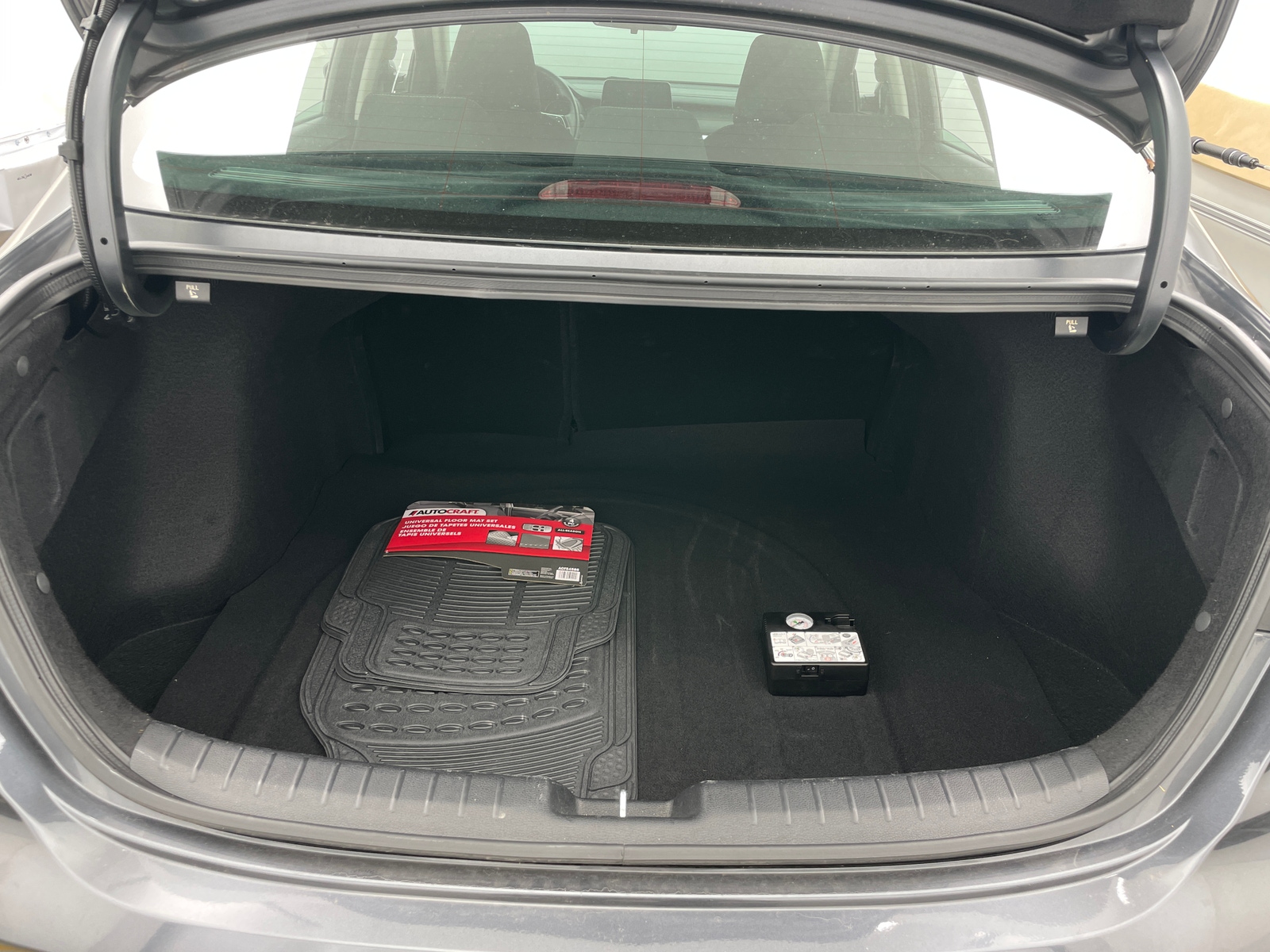 Thumbnail: 2024 Kia Forte - 7