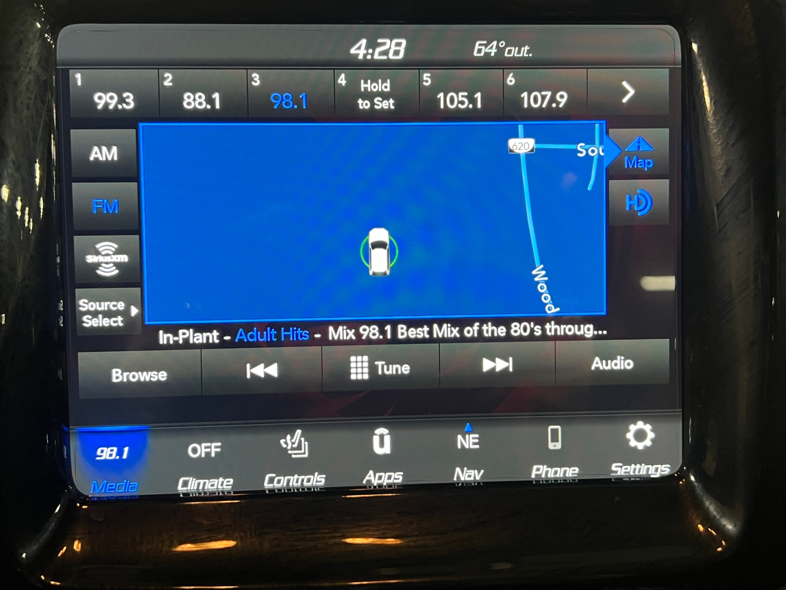 Thumbnail: 2018 Jeep Compass - 3