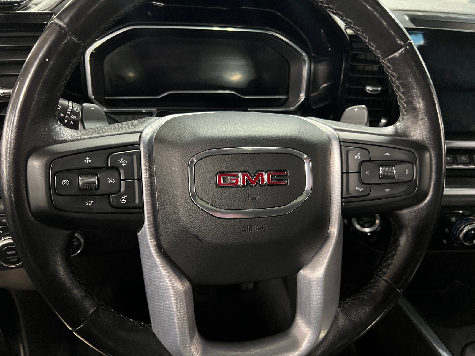 Thumbnail: 2022 GMC Sierra 1500 - 4