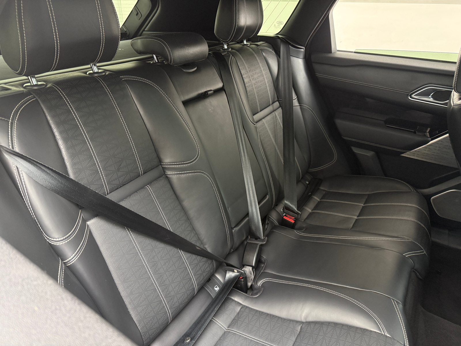 Thumbnail: 2020 Land Rover Range Rover Velar - 5