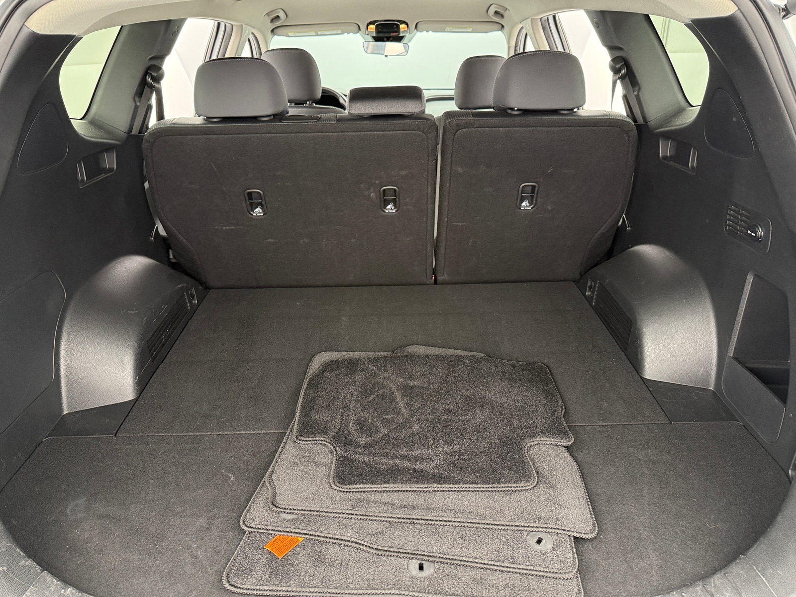 Thumbnail: 2023 Hyundai Santa Fe - 7