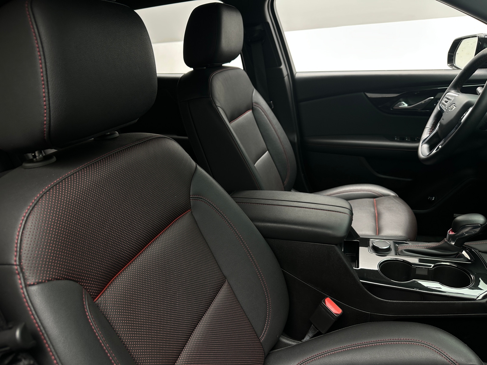 Thumbnail: 2025 Chevrolet Blazer - 2