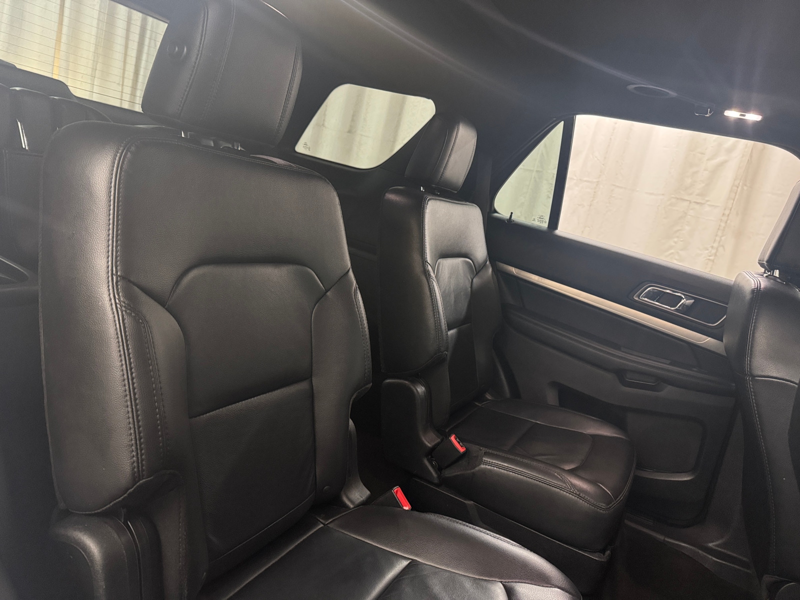 Thumbnail: 2018 Ford Explorer - 6