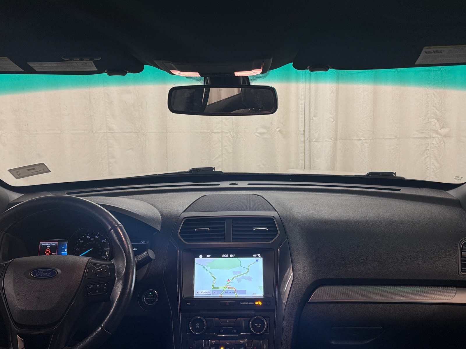 Thumbnail: 2018 Ford Explorer - 3