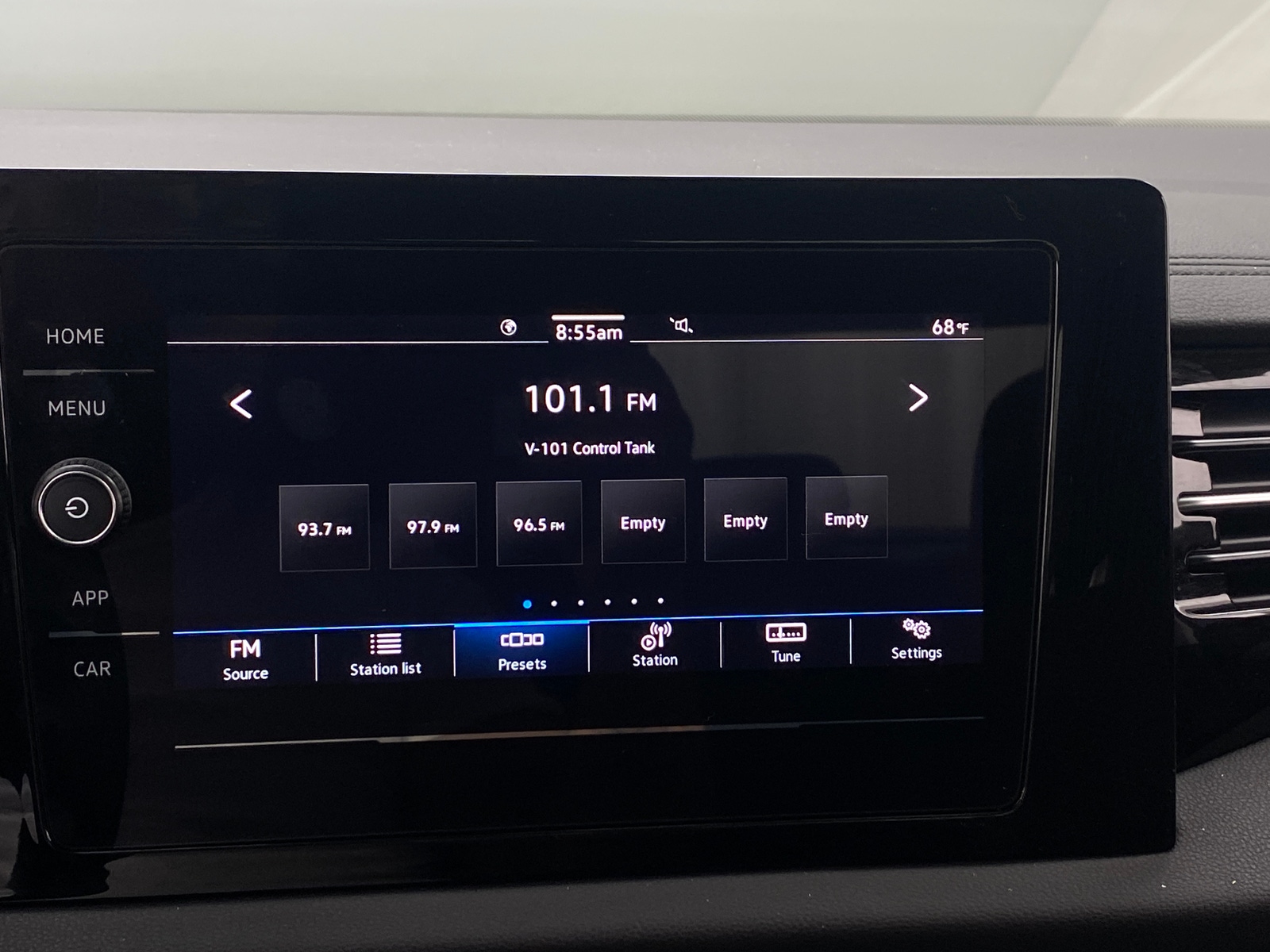 Thumbnail: 2025 Volkswagen Jetta - 4