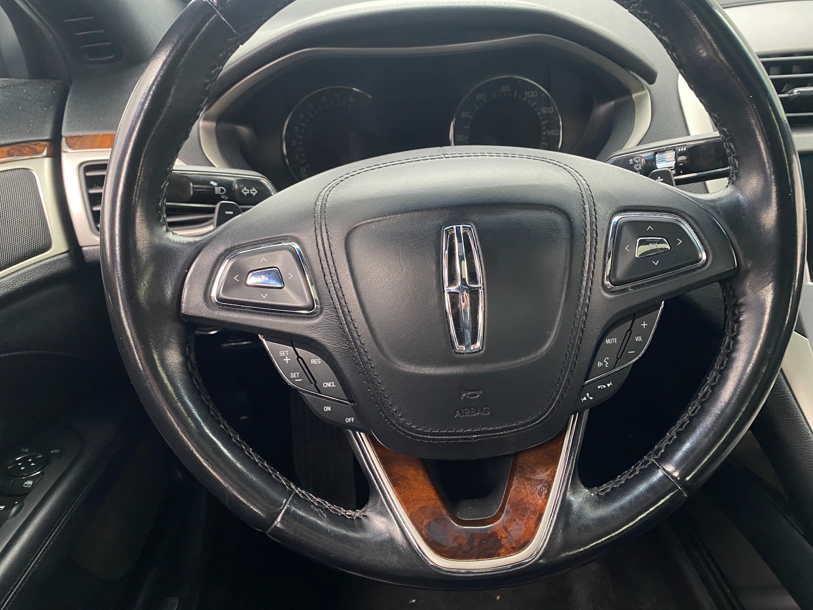 Thumbnail: 2018 Lincoln MKZ - 4