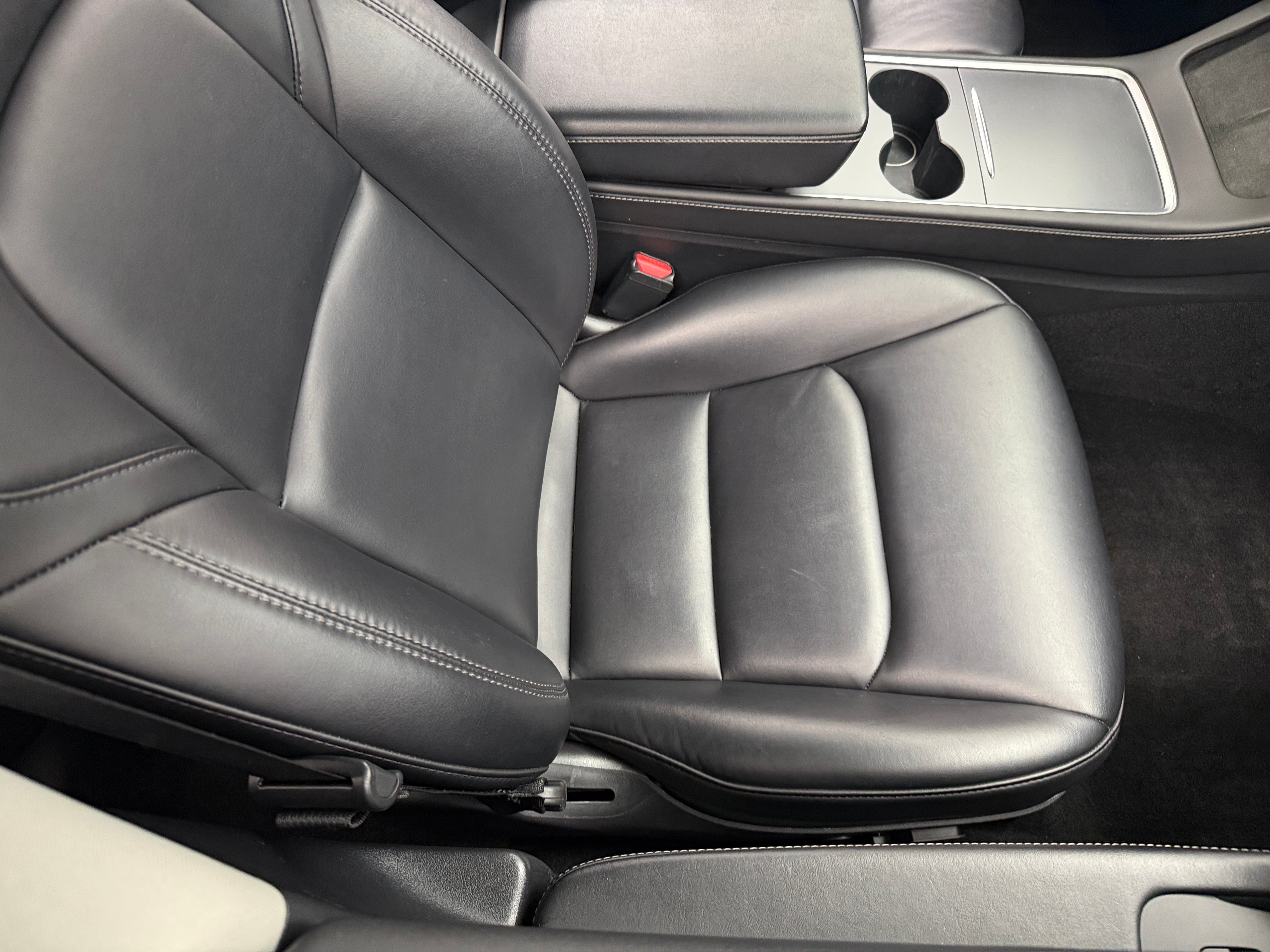 Used 2022 Tesla Model 3 Base with VIN 5YJ3E1EA0NF375112 for sale in Auburn, WA