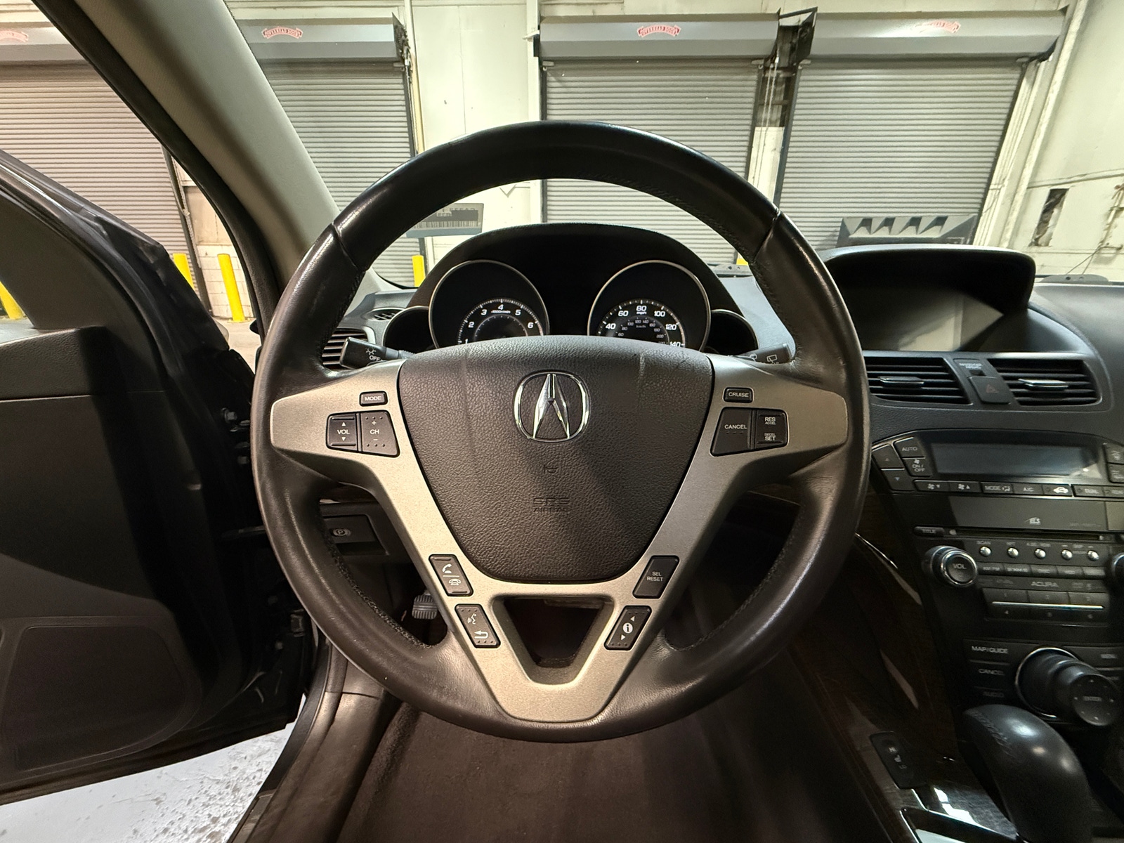 Thumbnail: 2013 Acura MDX - 4