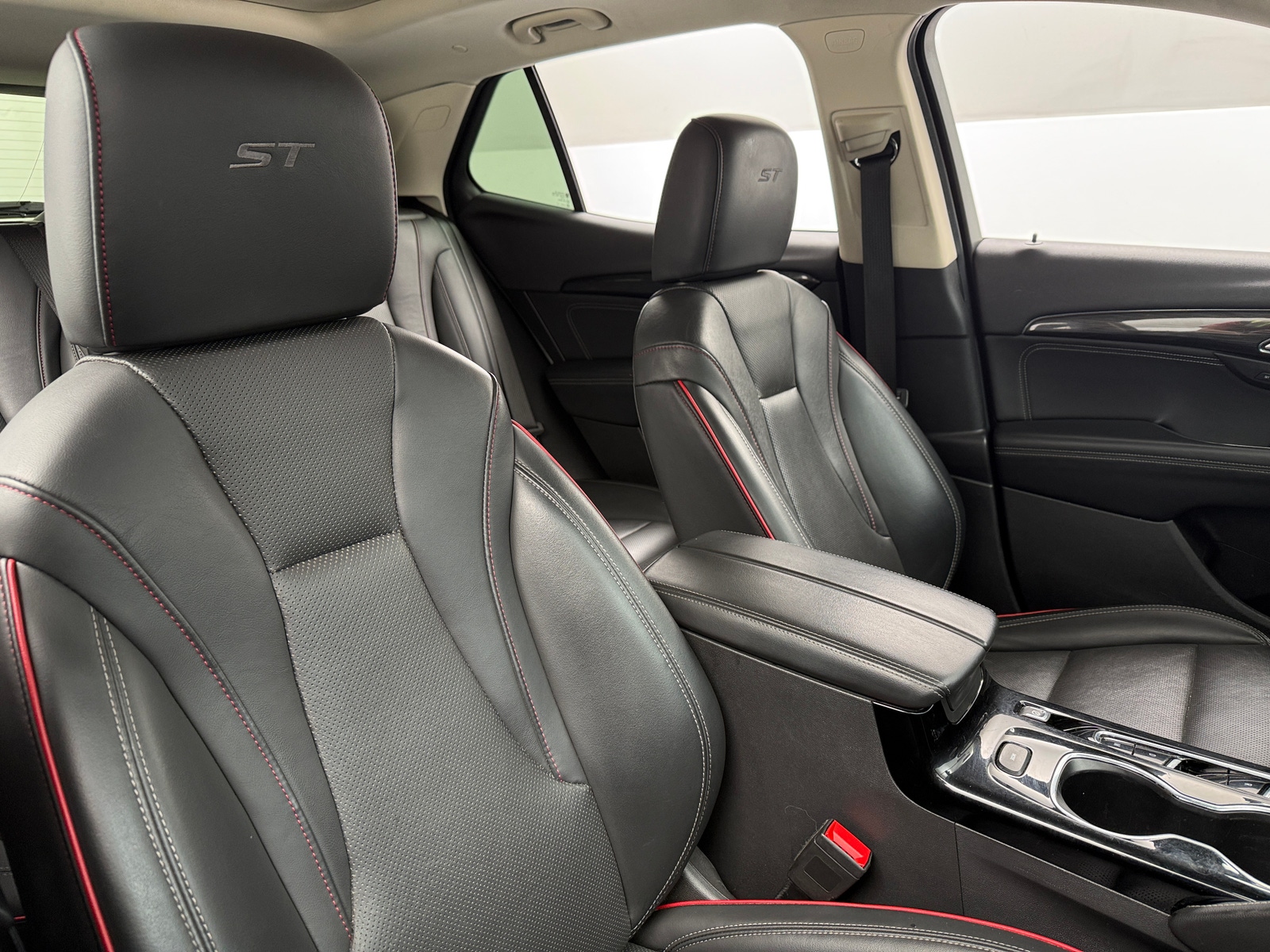 Thumbnail: 2023 Buick Envision - 2