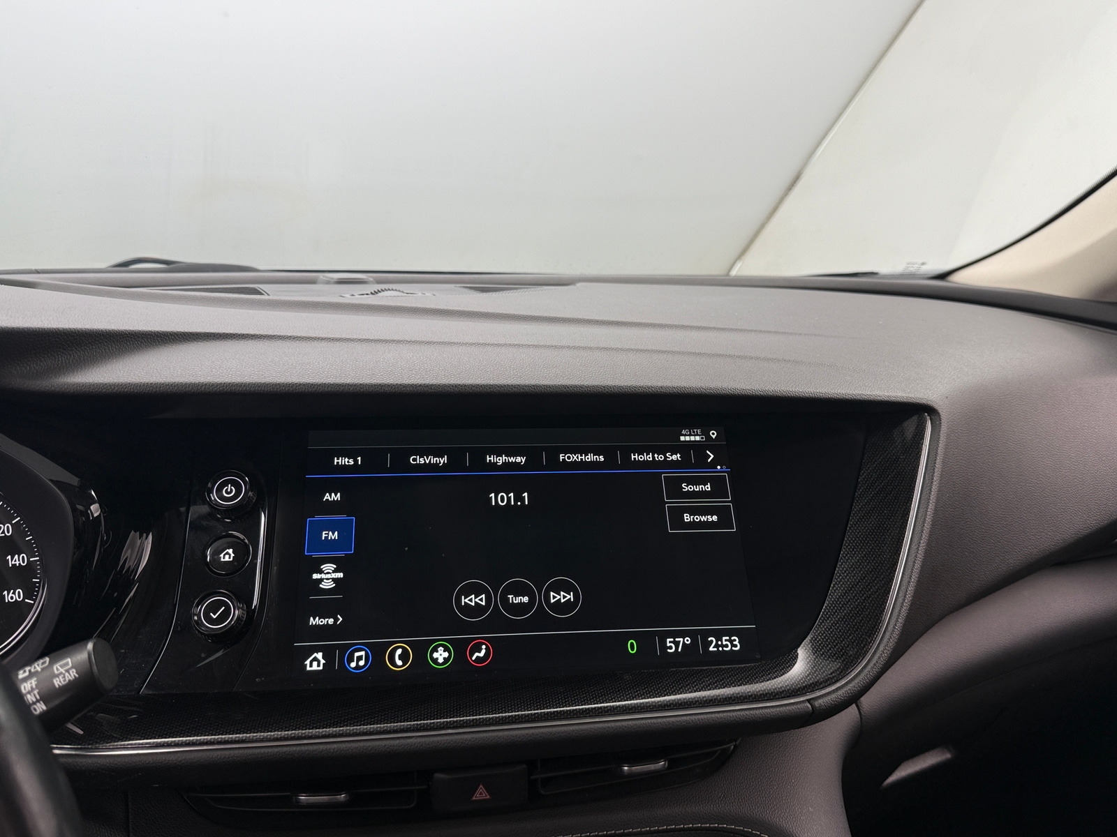 Thumbnail: 2023 Buick Envision - 4