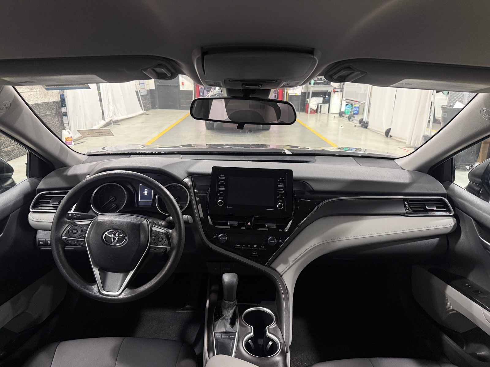 Thumbnail: 2023 Toyota Camry - 3