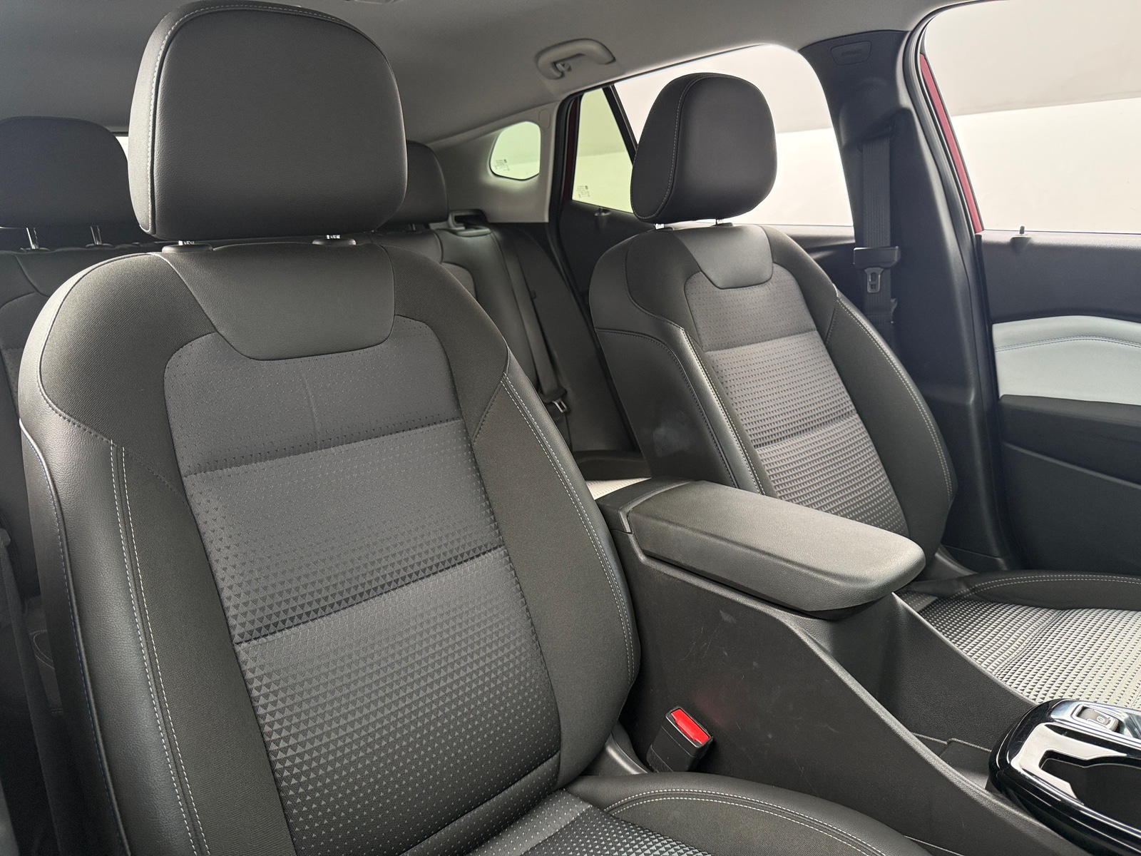 Thumbnail: 2025 Chevrolet Trax - 2