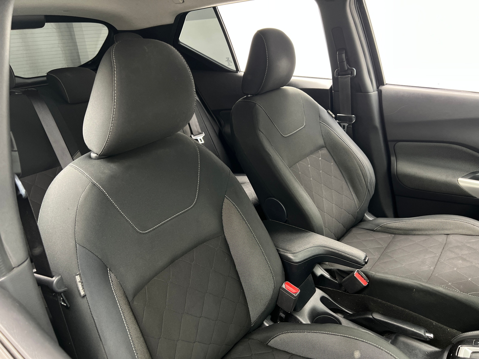 Thumbnail: 2020 Nissan Kicks - 2