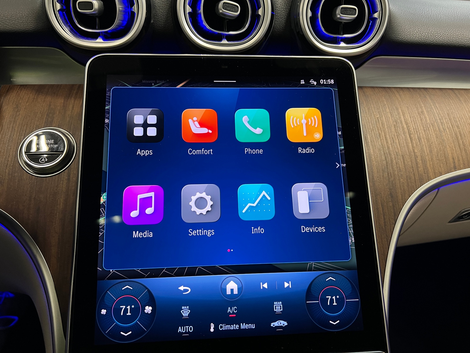 Thumbnail: 2025 Mercedes-Benz CLE - 3