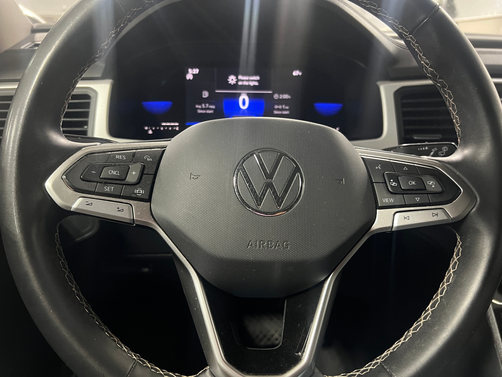 Thumbnail: 2022 Volkswagen Atlas - 4