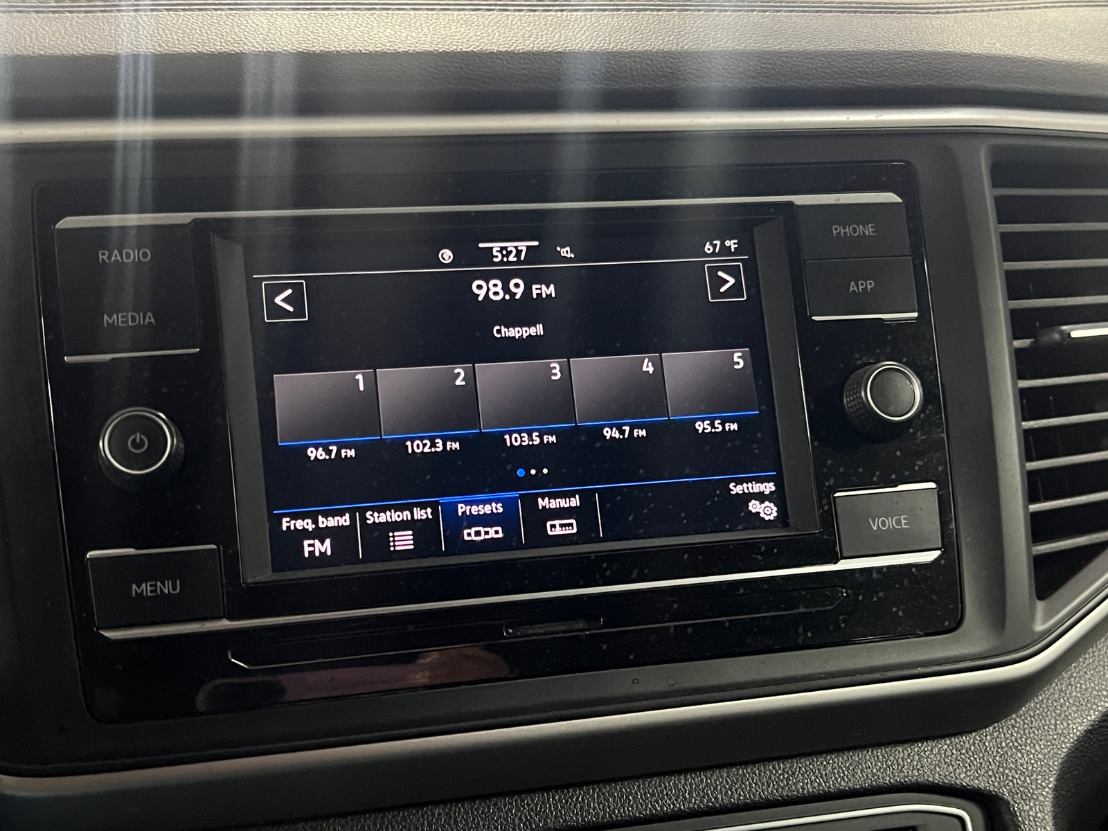 Thumbnail: 2022 Volkswagen Atlas - 3