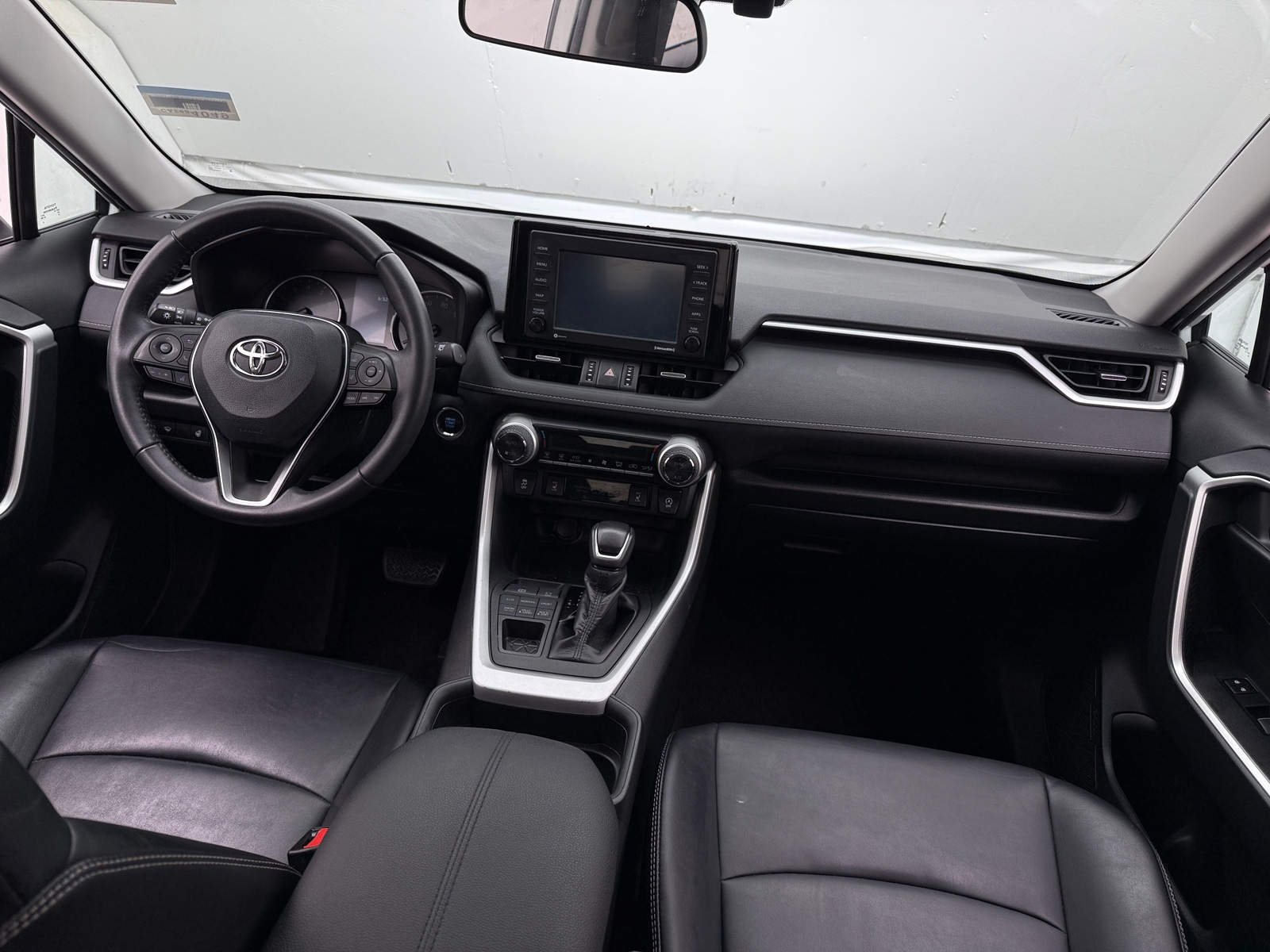 Thumbnail: 2020 Toyota RAV4 - 3