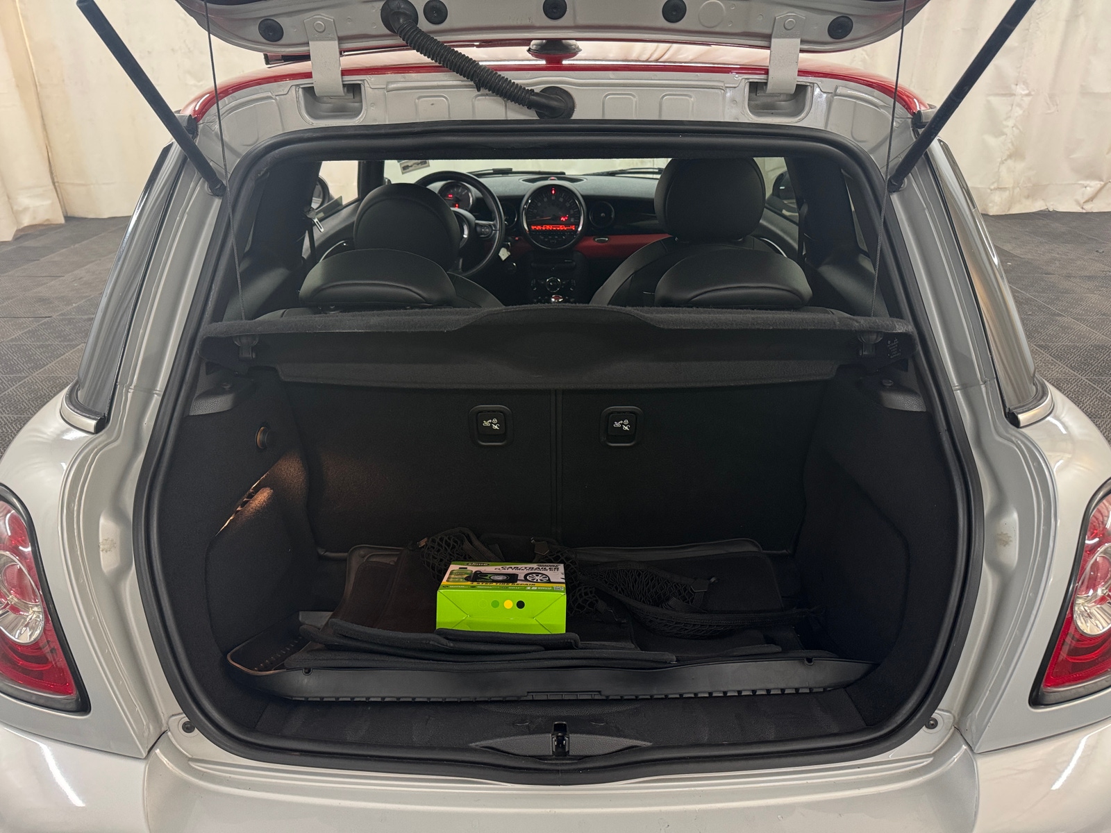 Thumbnail: 2013 MINI Cooper Hardtop - 7