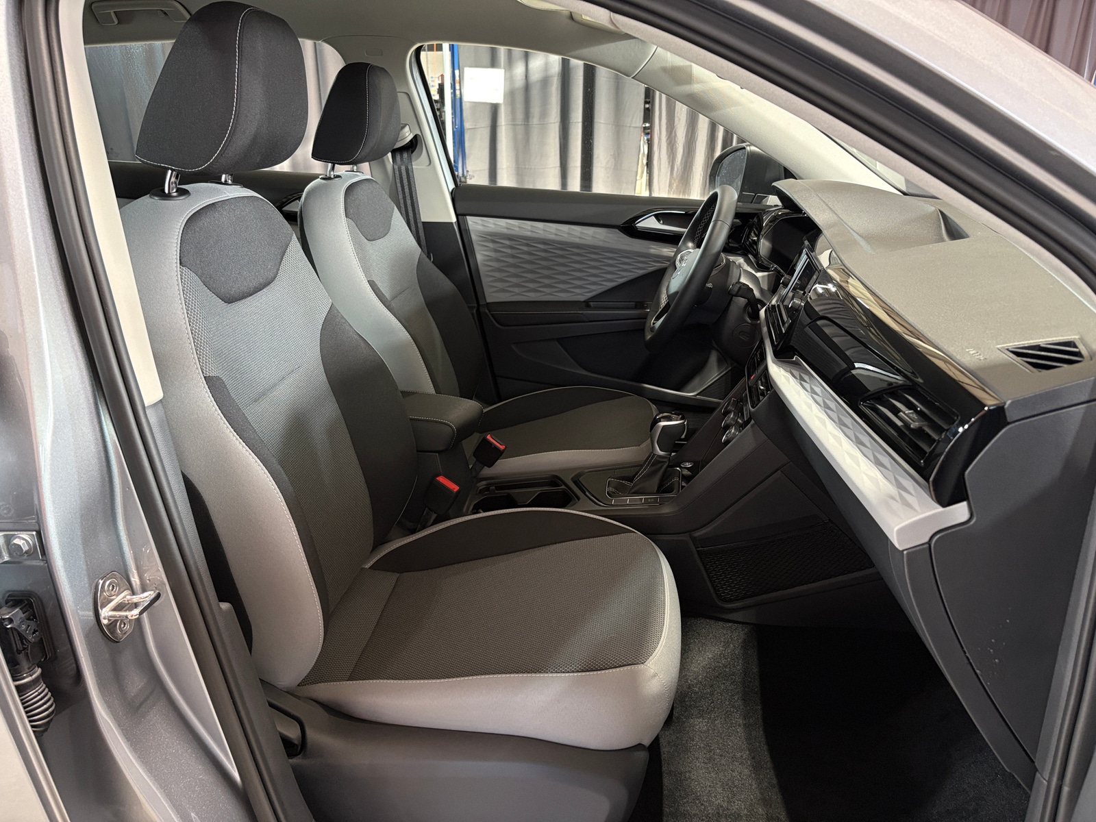 Thumbnail: 2024 Volkswagen Taos - 2