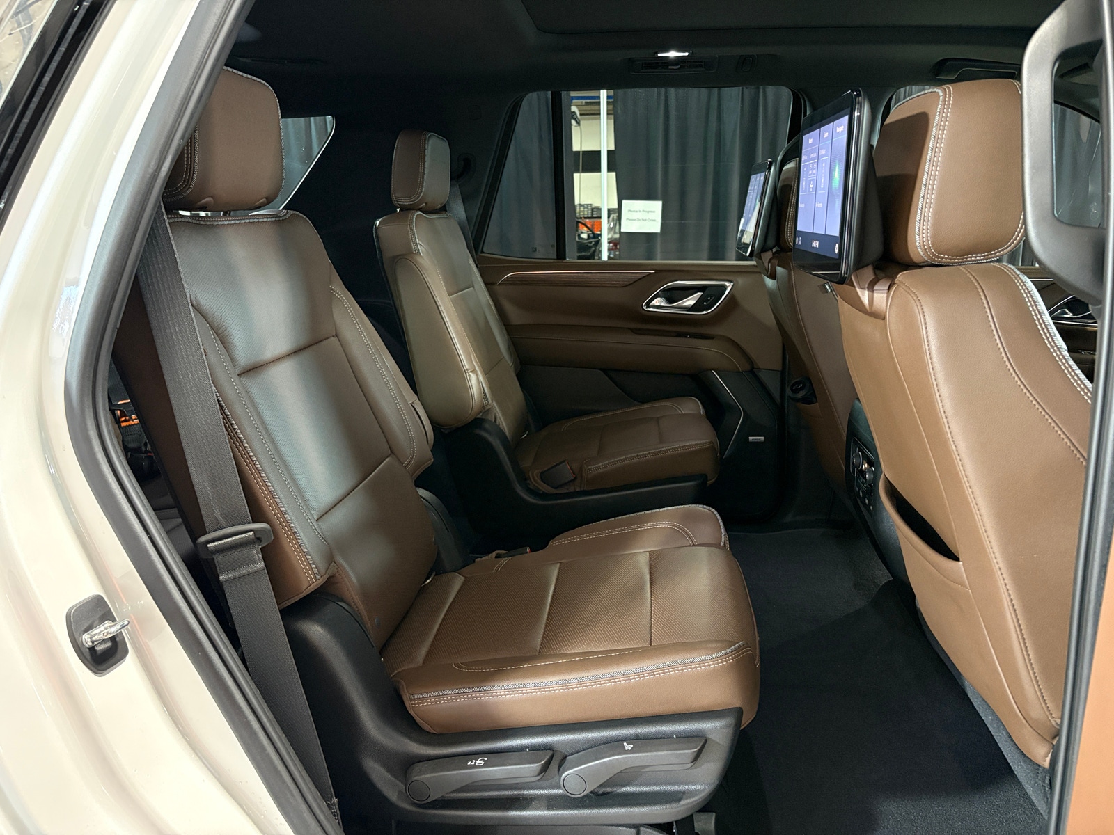 Thumbnail: 2021 Chevrolet Tahoe - 5