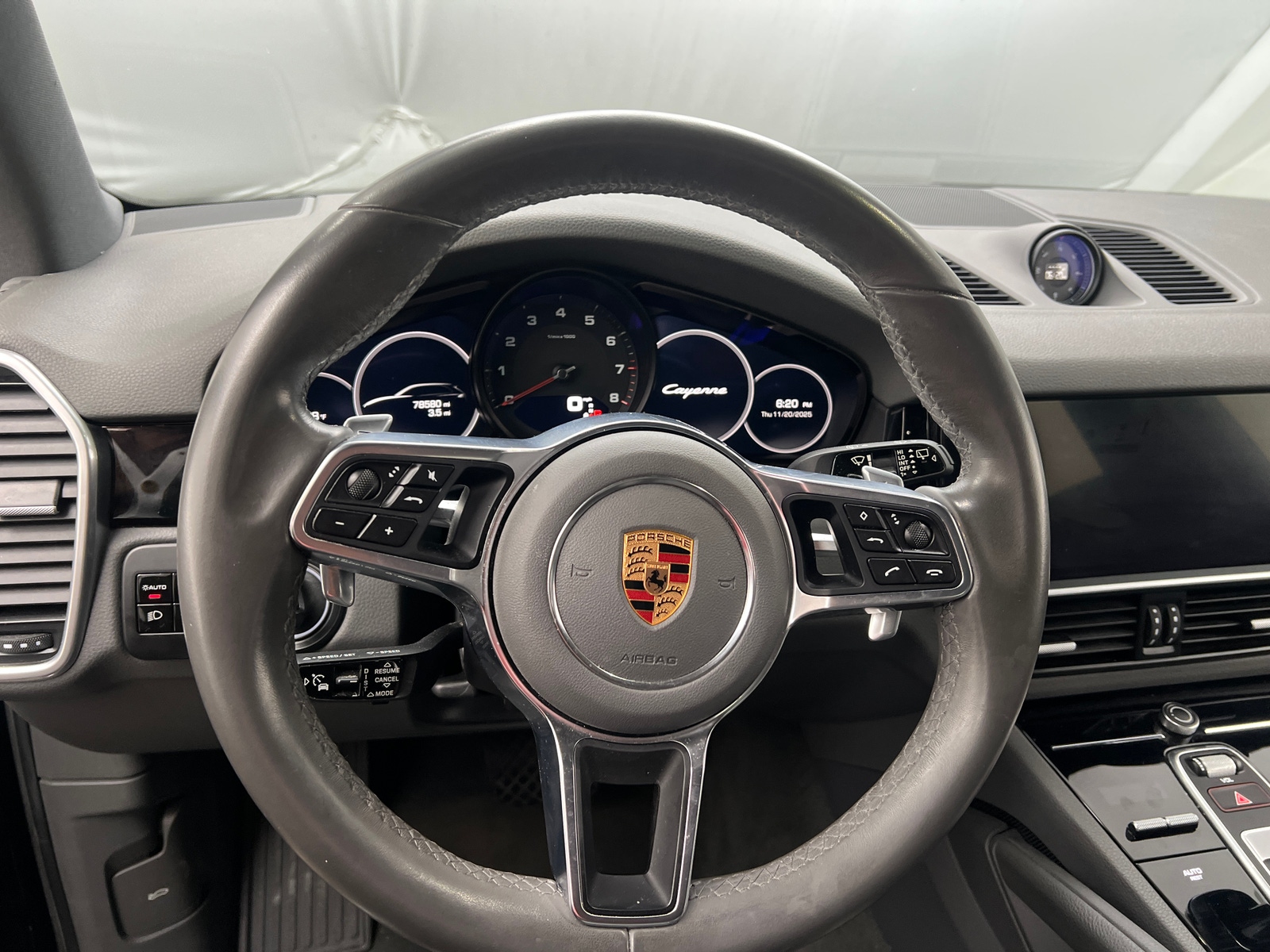 Thumbnail: 2019 Porsche Cayenne - 4