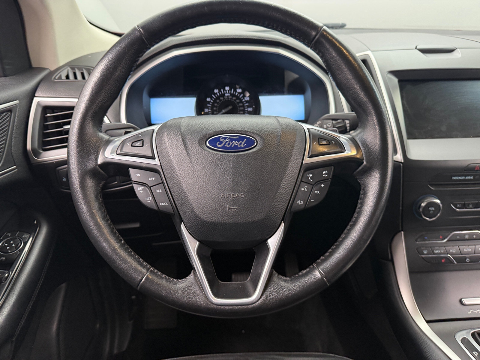 Thumbnail: 2015 Ford Edge - 4