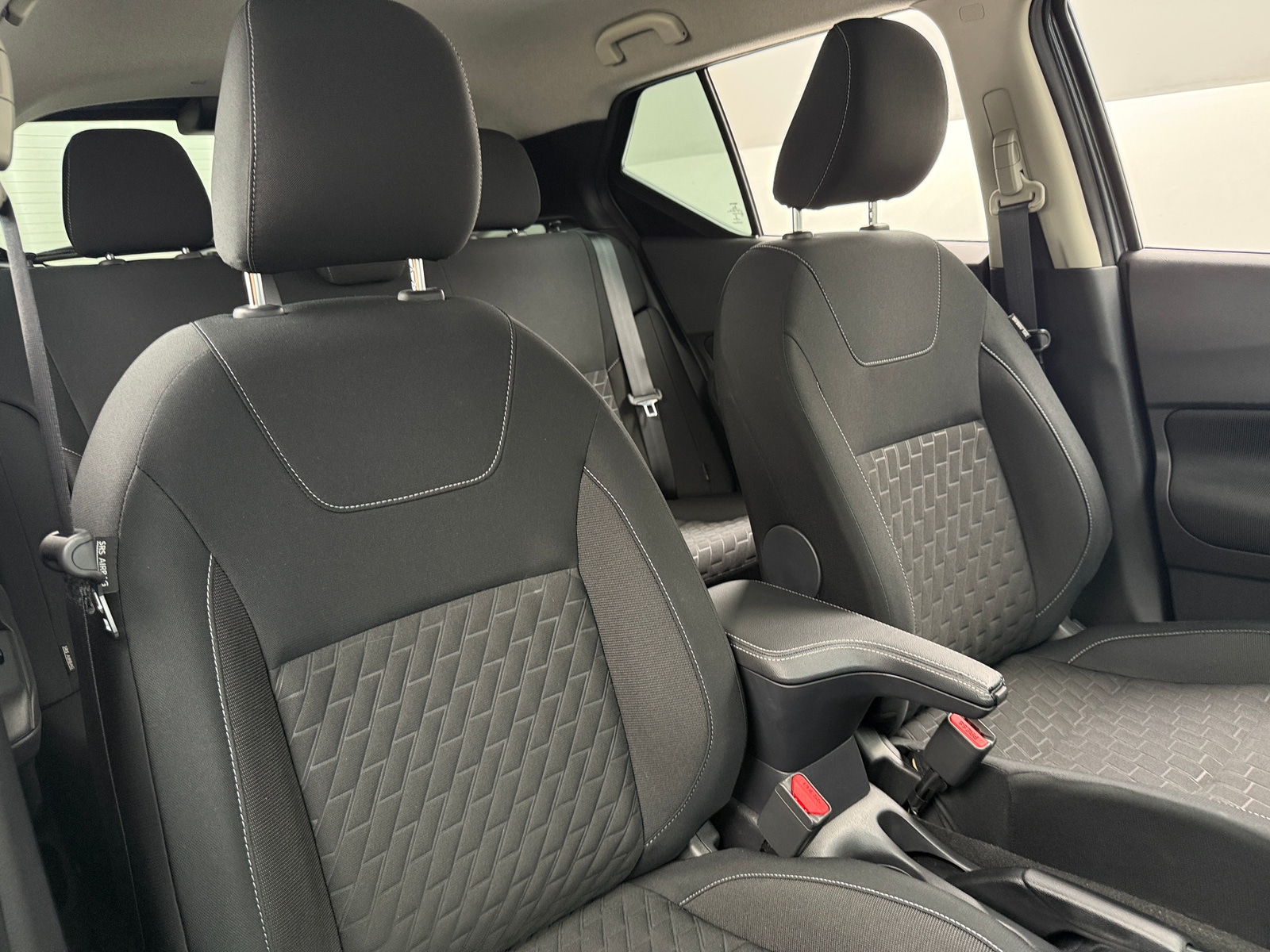 Thumbnail: 2022 Nissan Kicks - 2