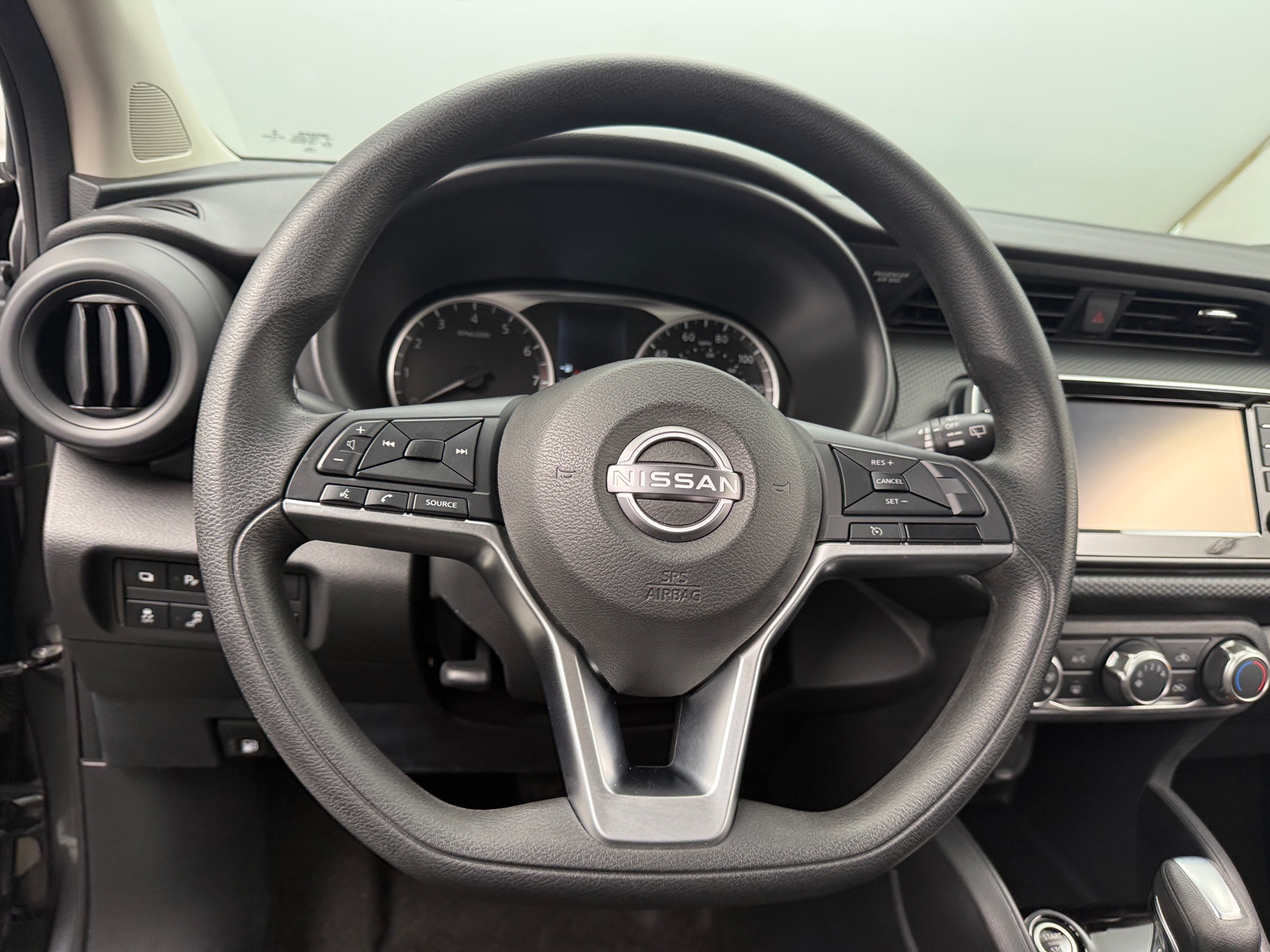 Thumbnail: 2022 Nissan Kicks - 5