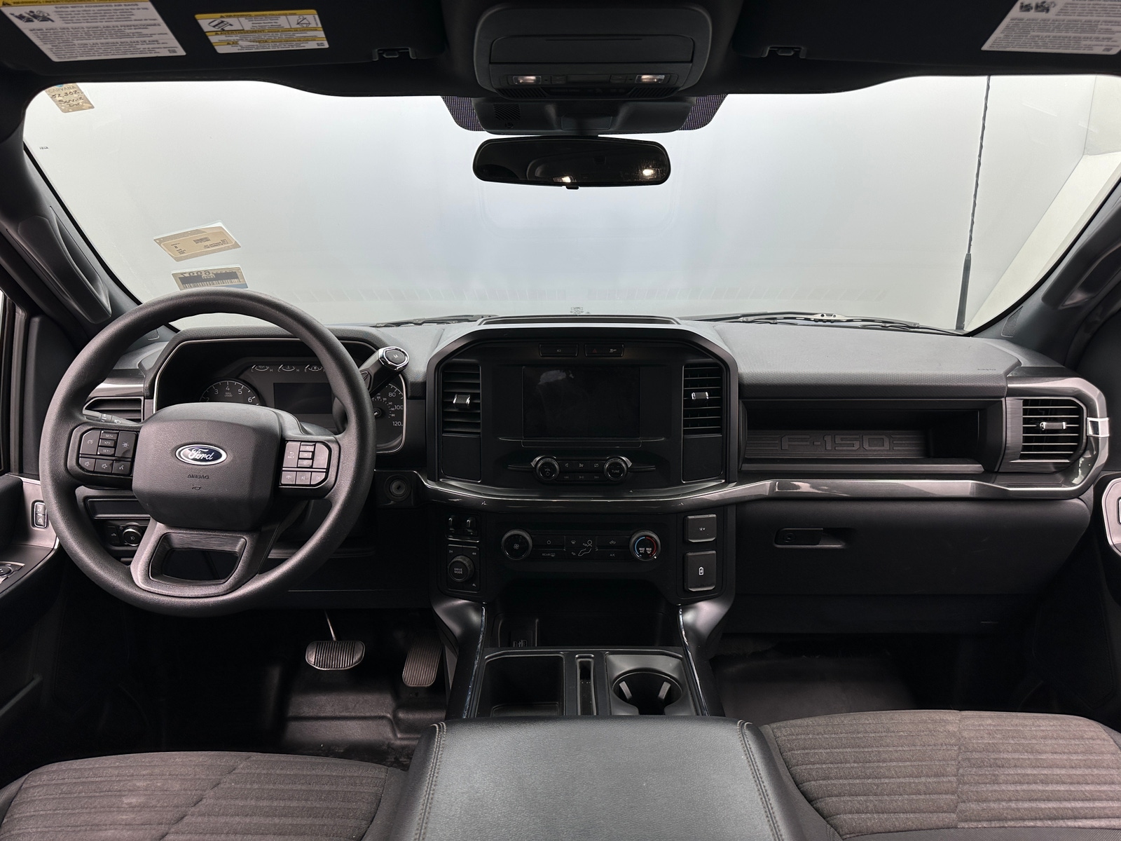 Thumbnail: 2022 Ford Econoline - 3