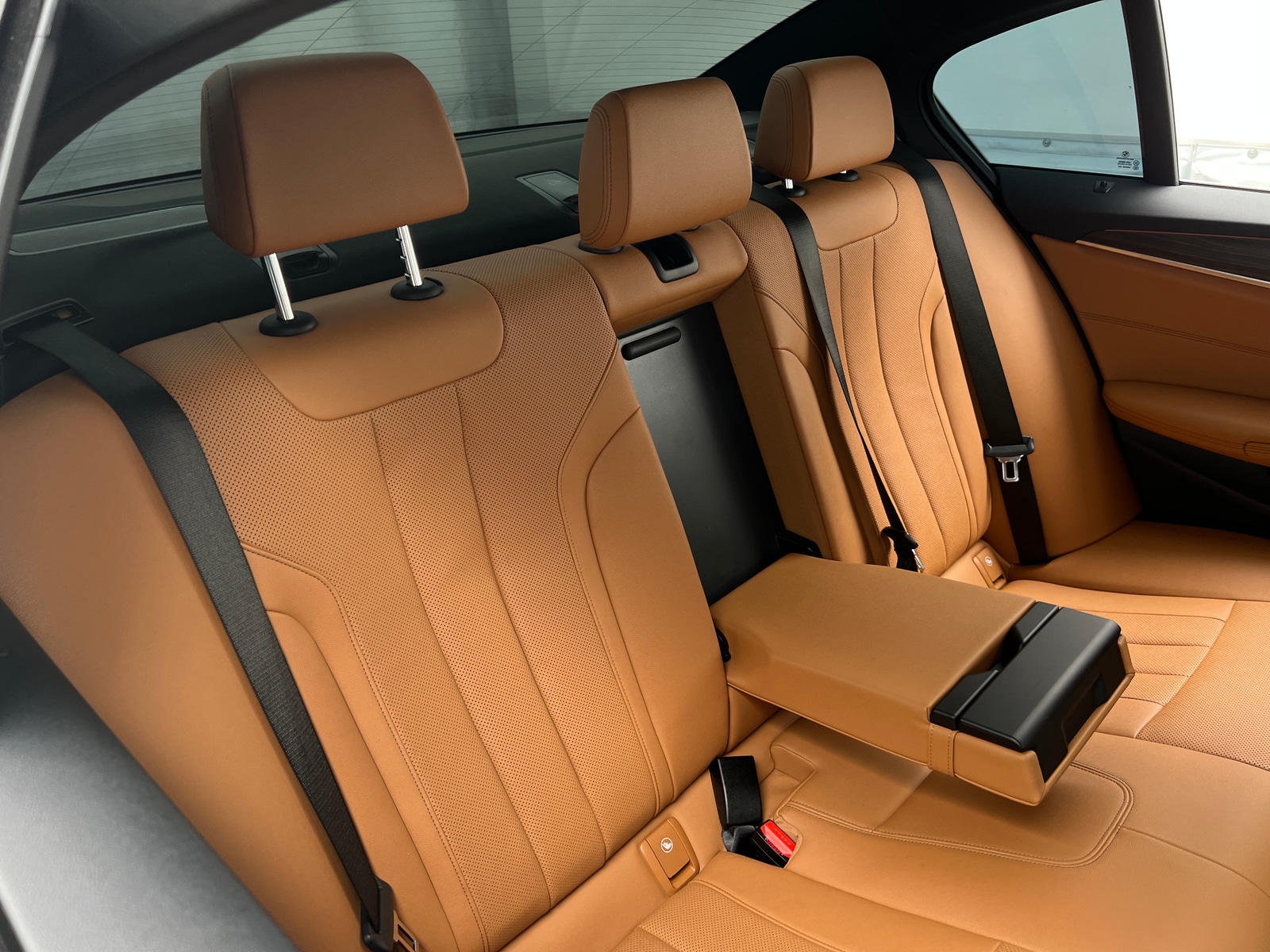 Thumbnail: 2021 BMW 5 Series - 5