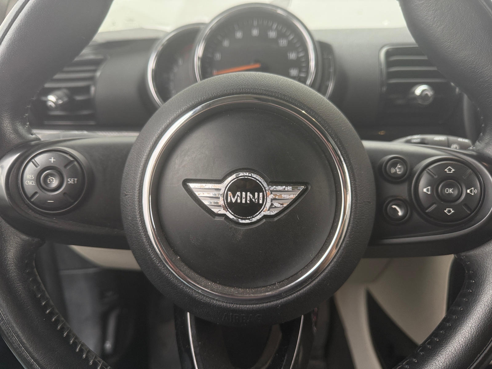 Thumbnail: 2018 MINI Cooper Clubman - 4