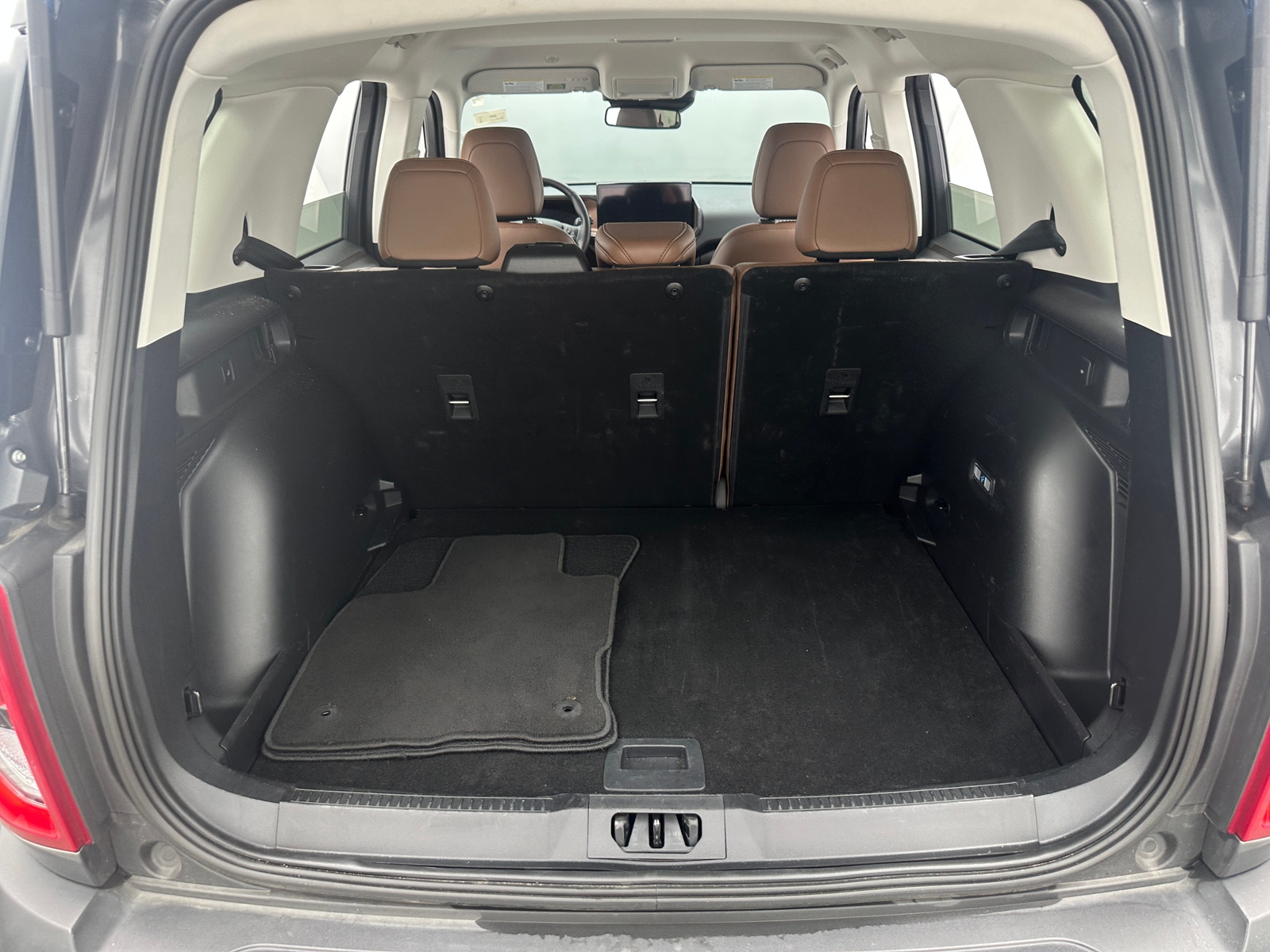 Thumbnail: 2025 Ford Bronco Sport - 6