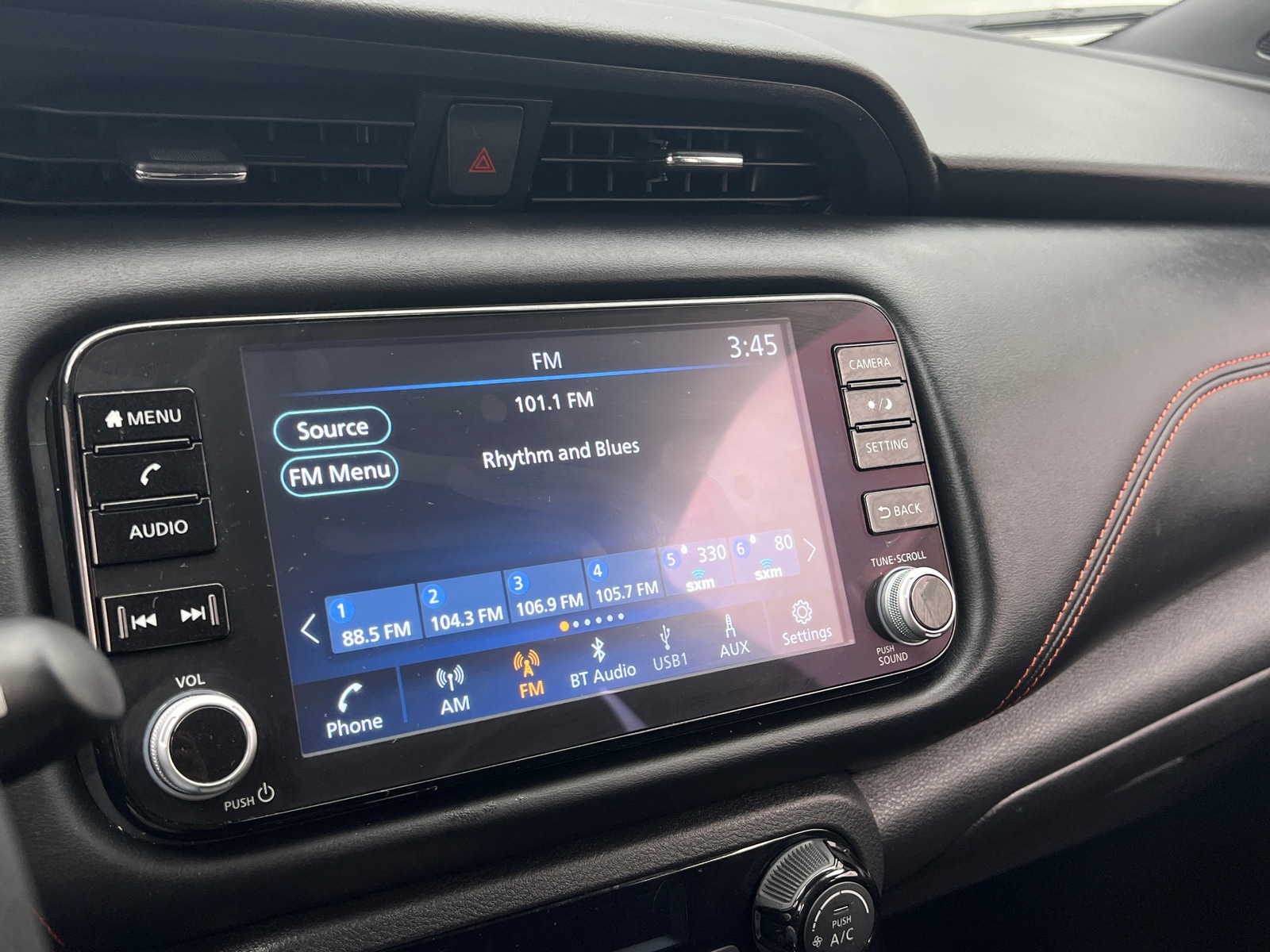 Thumbnail: 2024 Nissan Kicks - 4