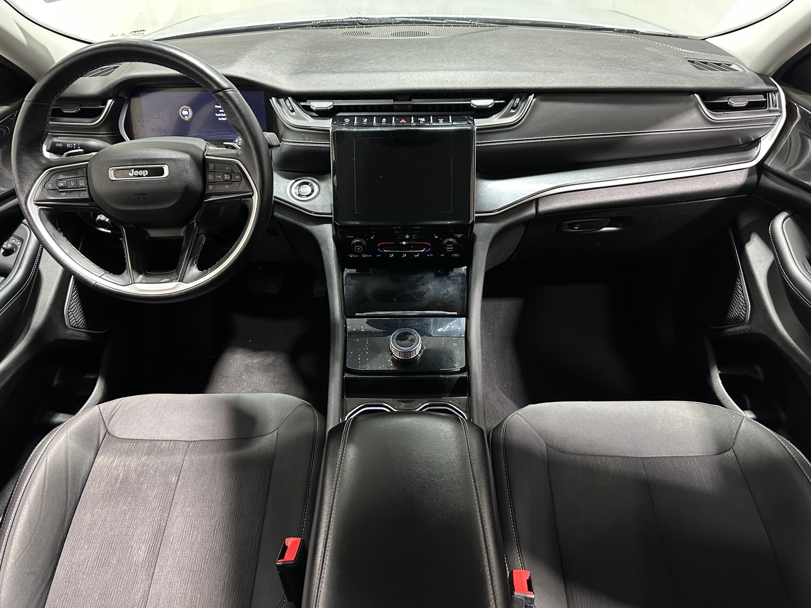 Thumbnail: 2022 Jeep Grand Cherokee L - 3